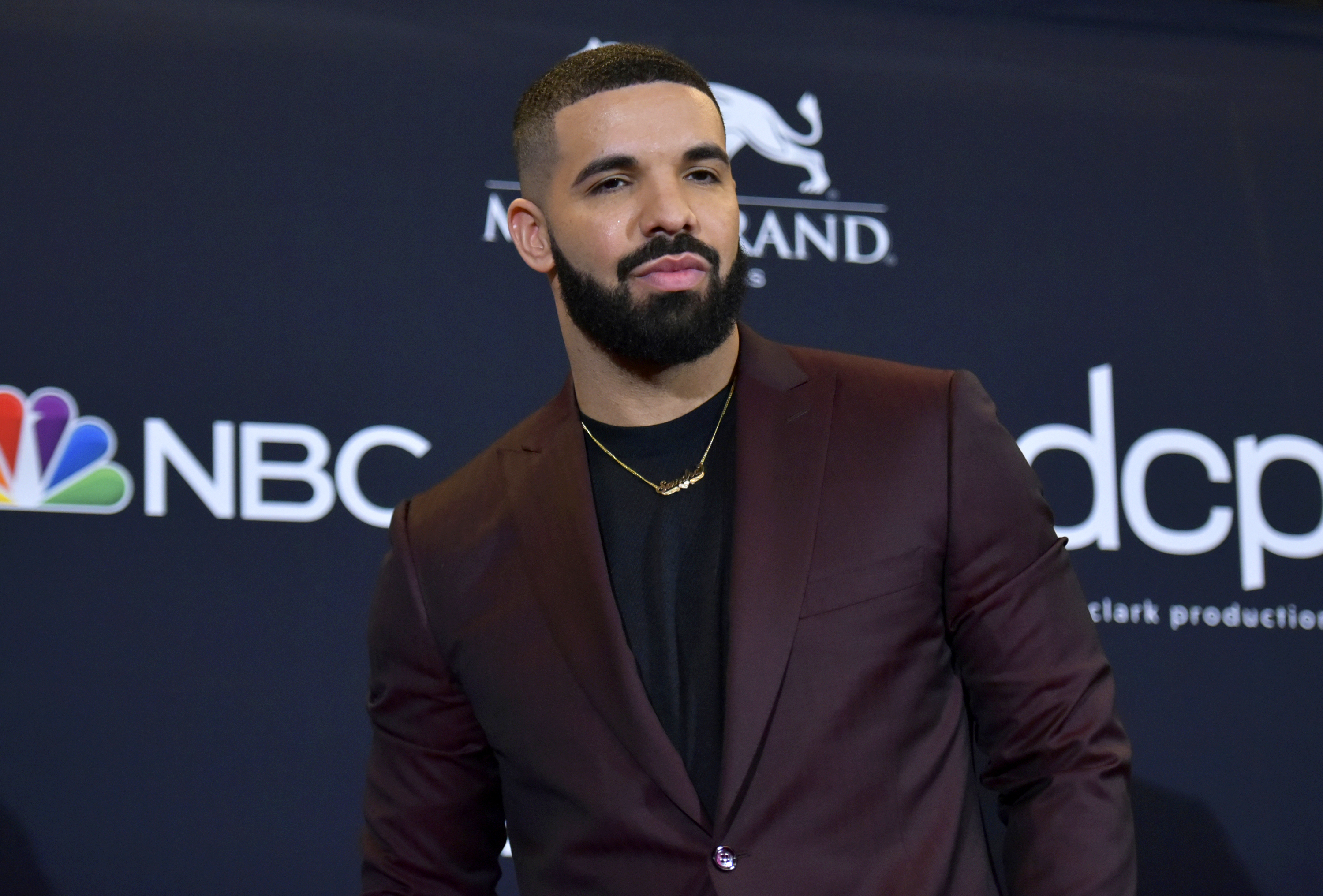 Rapper Drake sets intimate Houston date