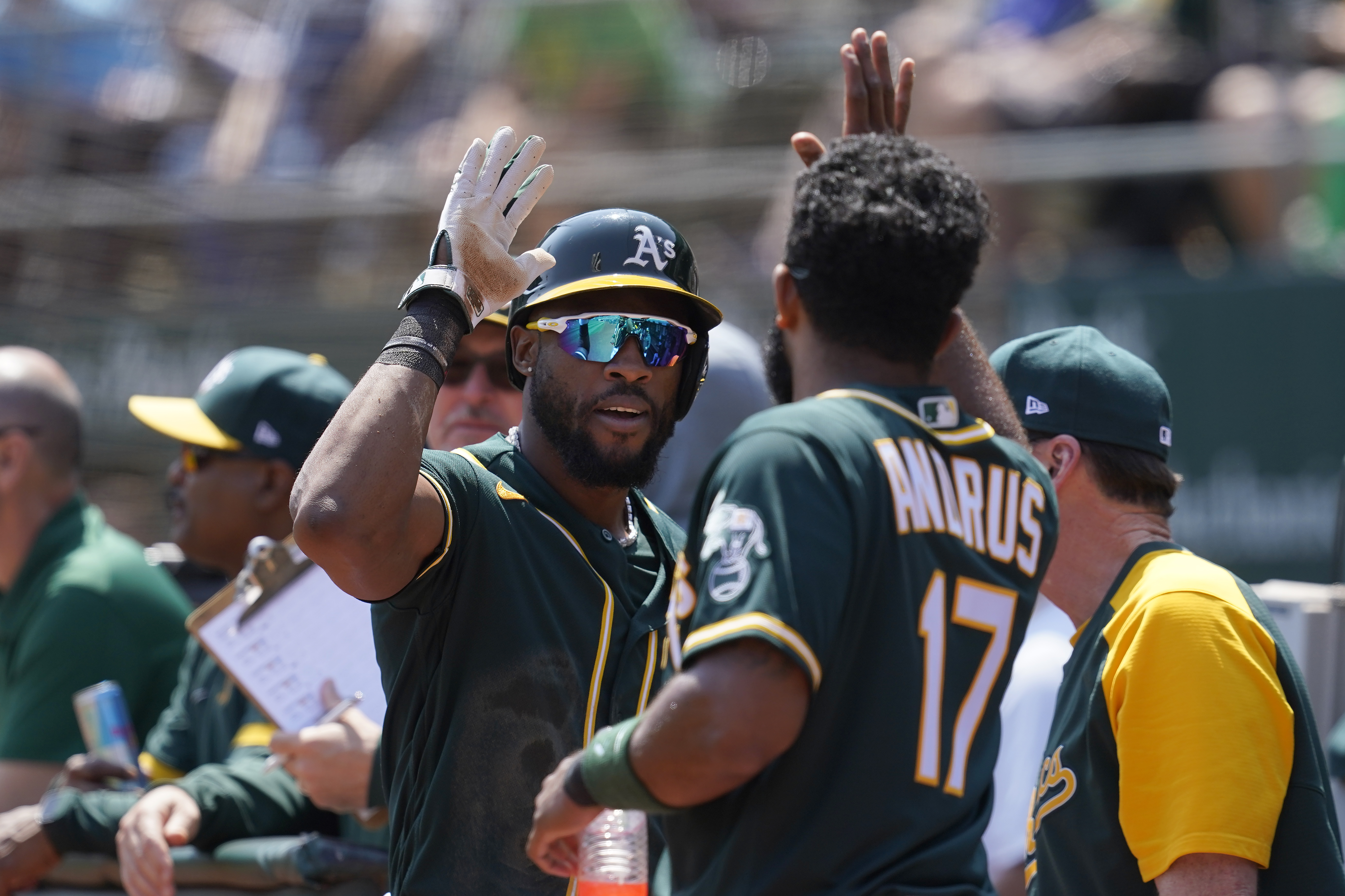 Torrens' 2-run single helps Seattle sweep stumbling A's