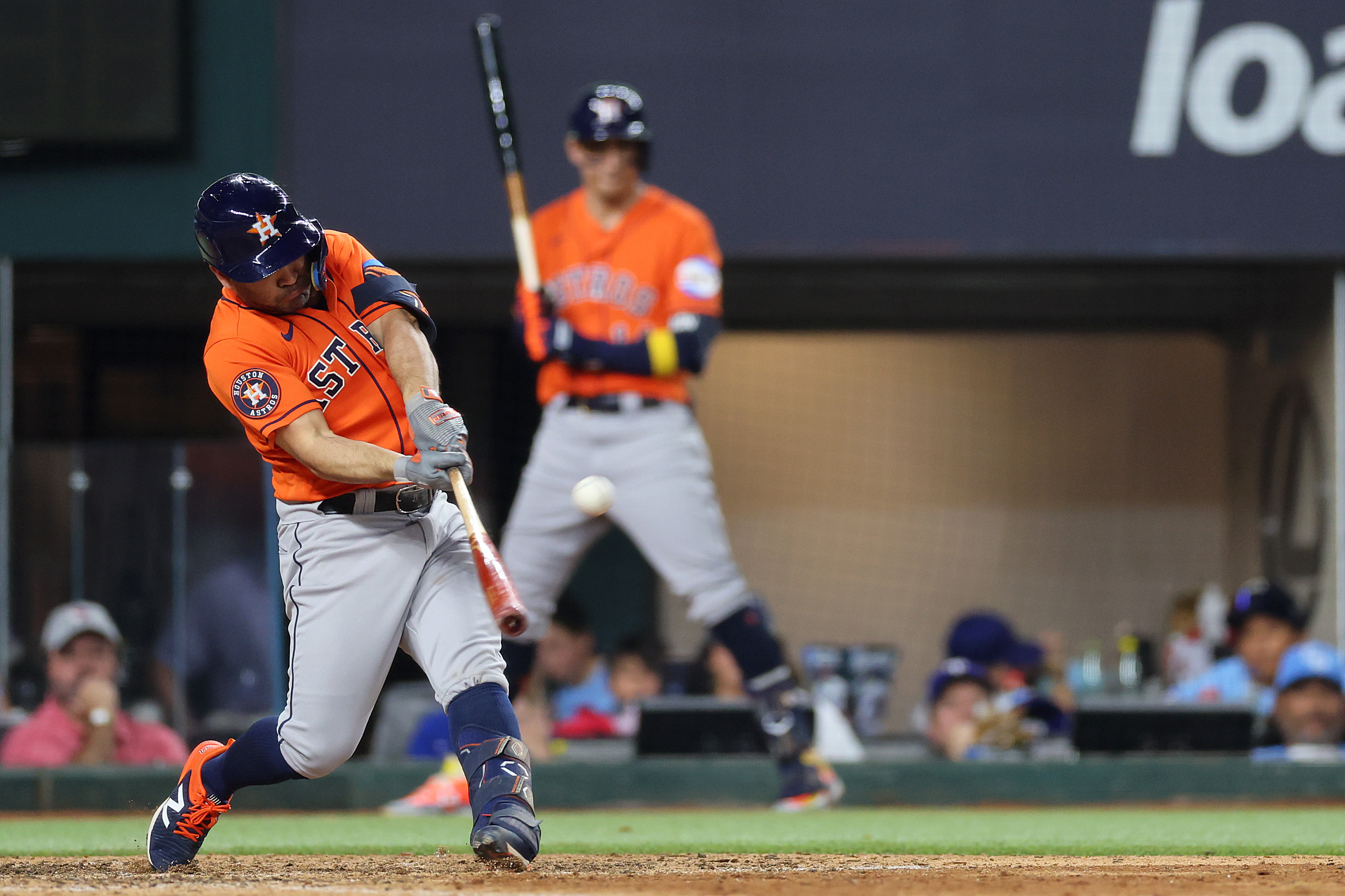 Yordan Alvarez's solo home run, 05/02/2022