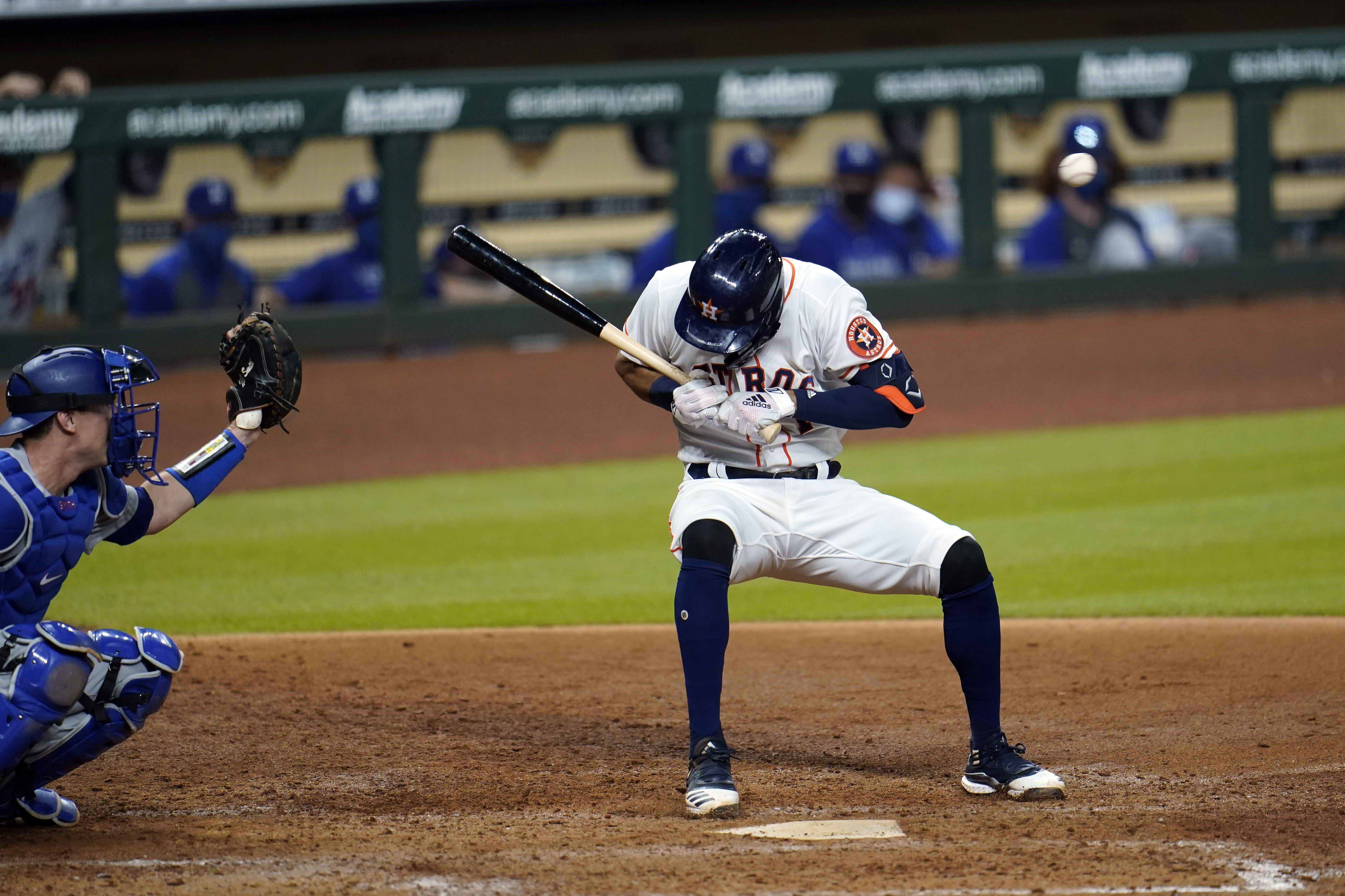 Astros' reliever Andre Scrubb making strong pitch for bullpen spot