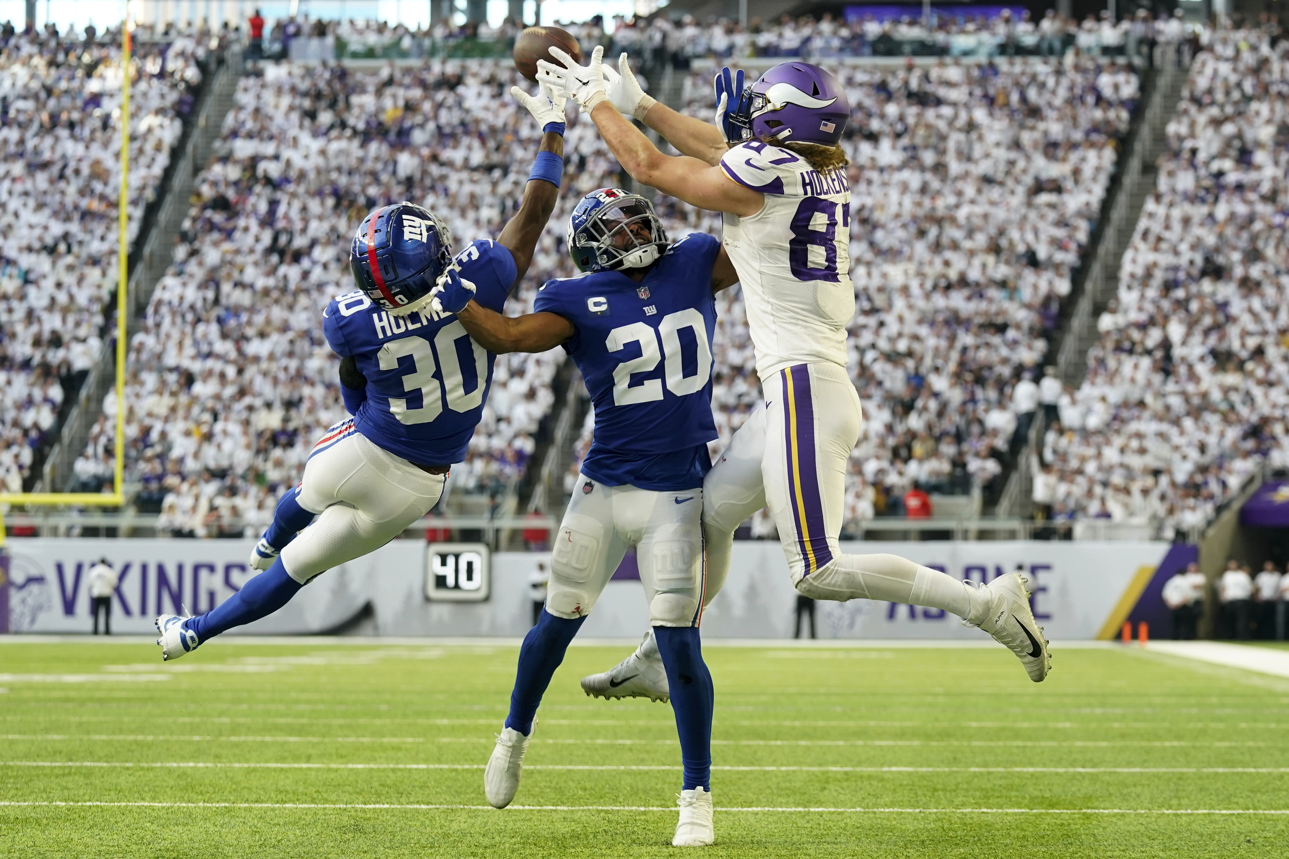 Giants at Vikings: Game To Be Played At Ford Field At 6:20 PM