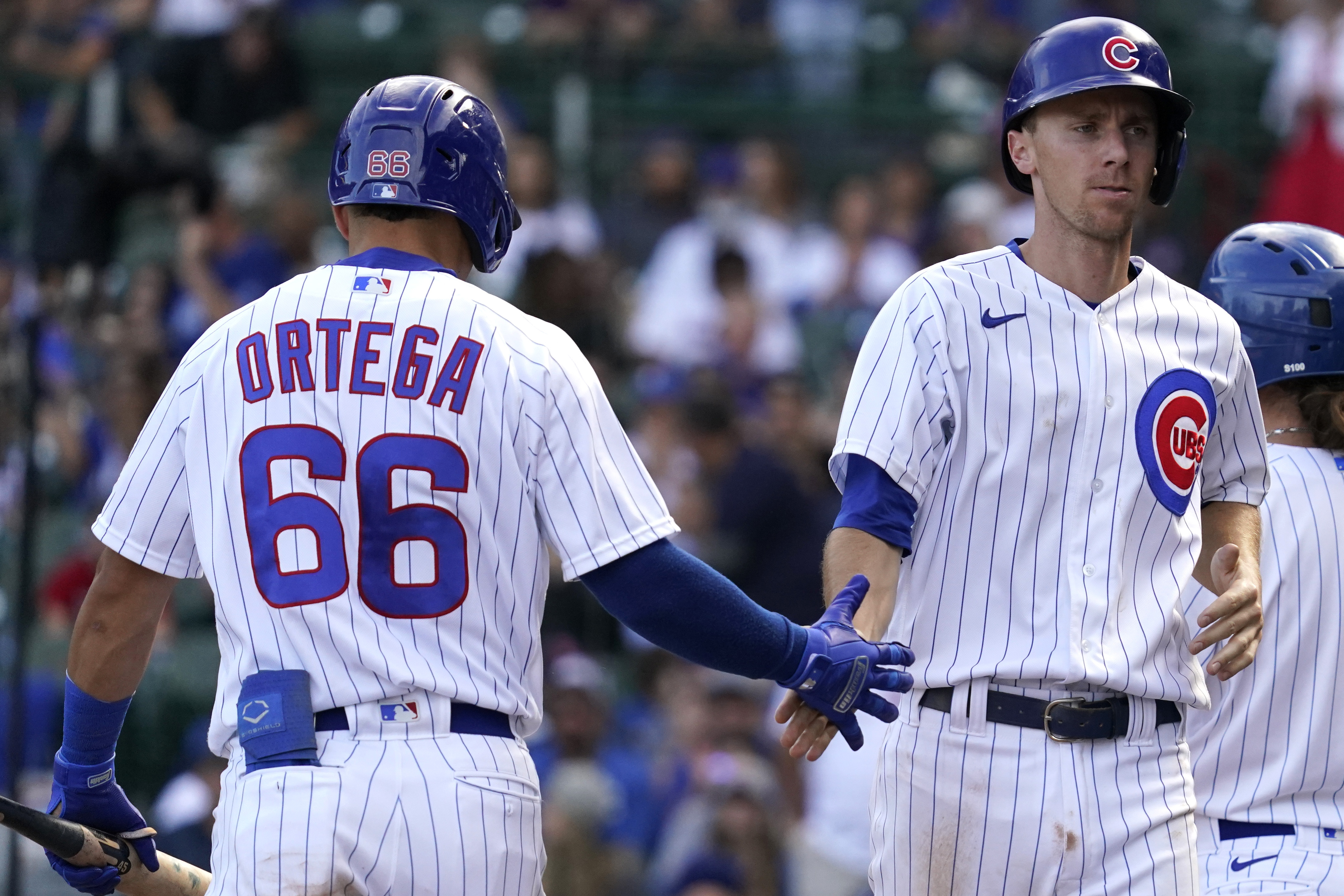 Schwindel, Cubs rally in 9th, top Pirates, 5th win in row