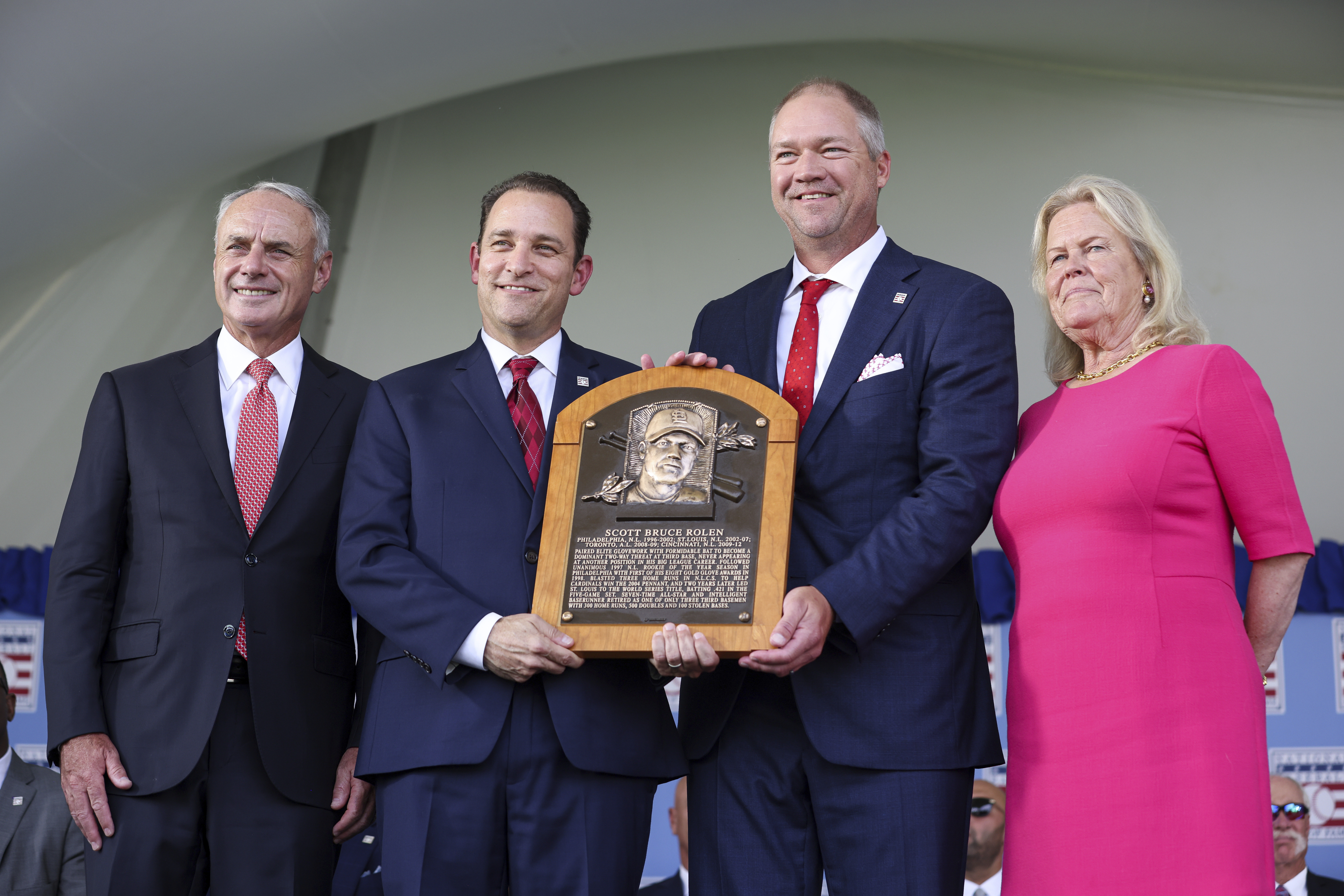 Scott Rolen credits his parents, Fred McGriff thanks fellow players at Hall  of Fame induction - West Hawaii Today