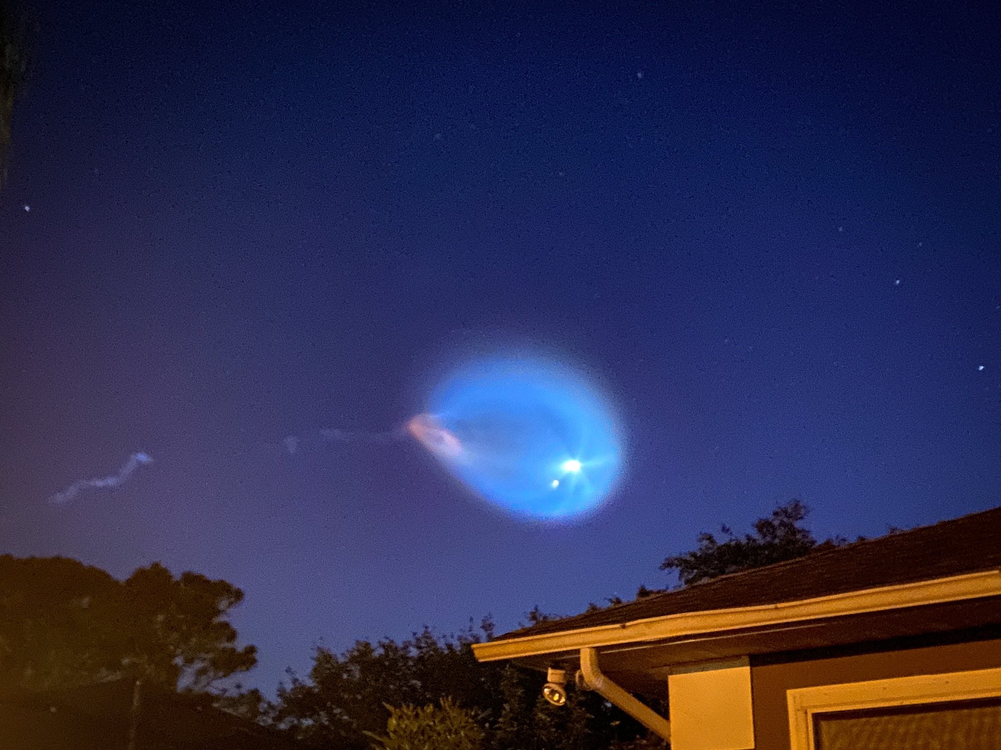 Watch the Falcon 9 Rocket Leave a Trail of Glowing Clouds in the Sky