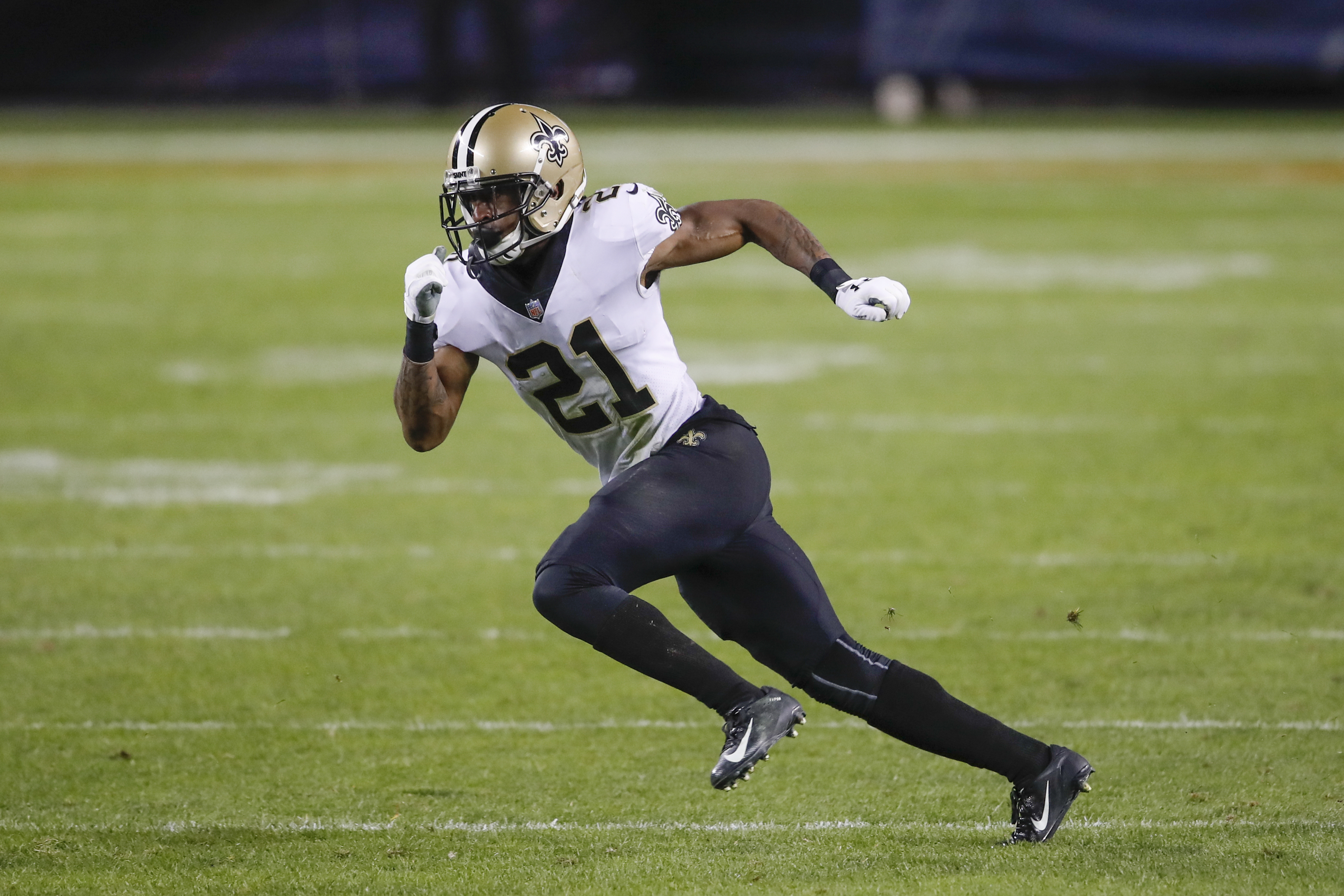 Saints' Robinson retires, further thinning cornerback ranks