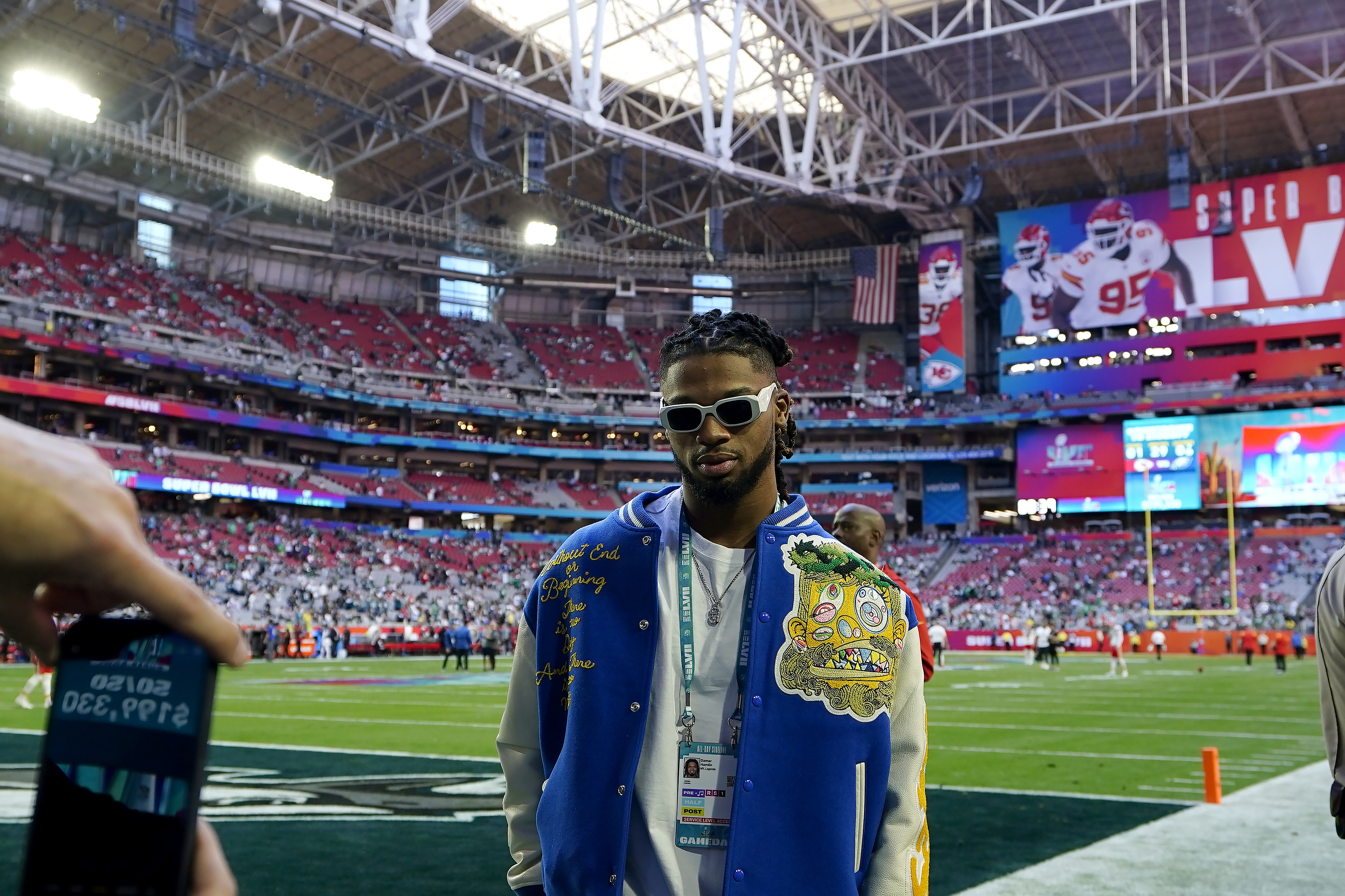 Hamlin makes appearance on field at Super Bowl