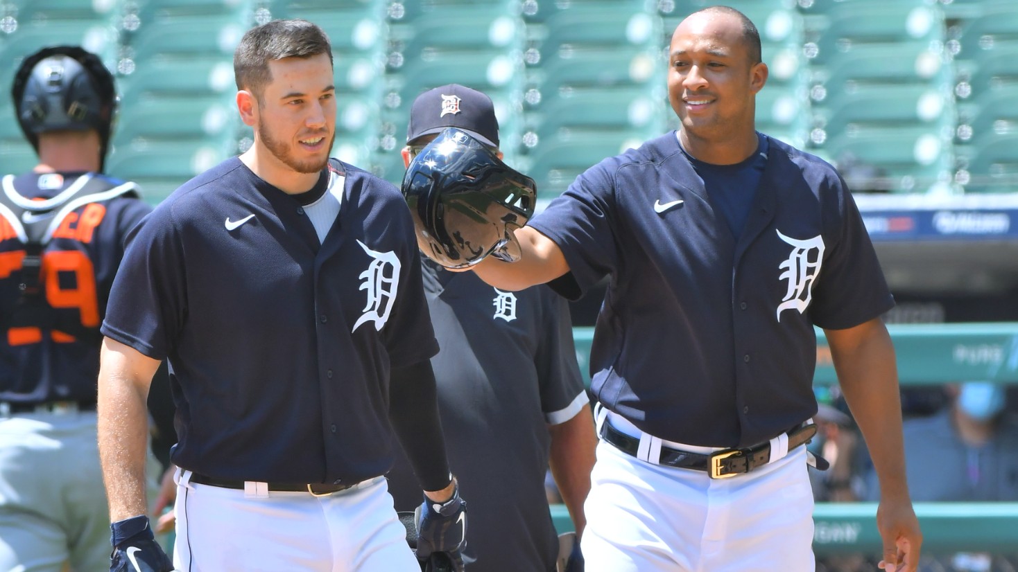 Signing Cron, Schoop adds much-needed thump to Tigers offense in '20