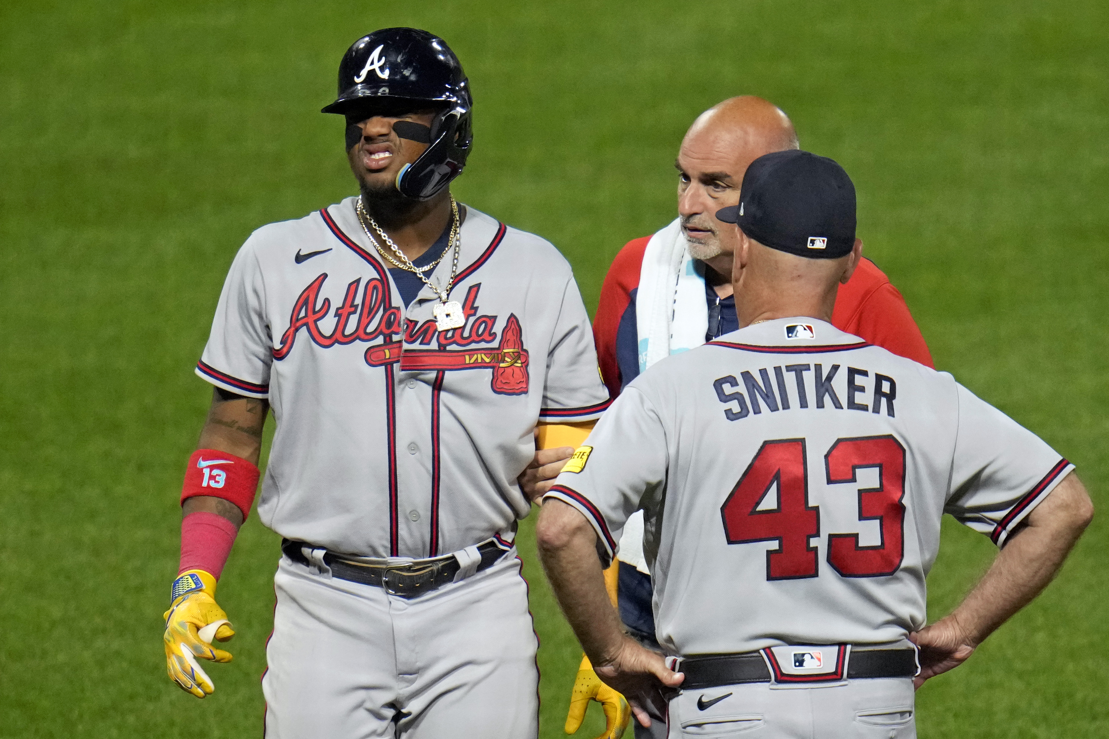 Ronald Acuña Jr. injury: Braves star leaves game after getting hit with  pitch in shoulder vs. Mets 