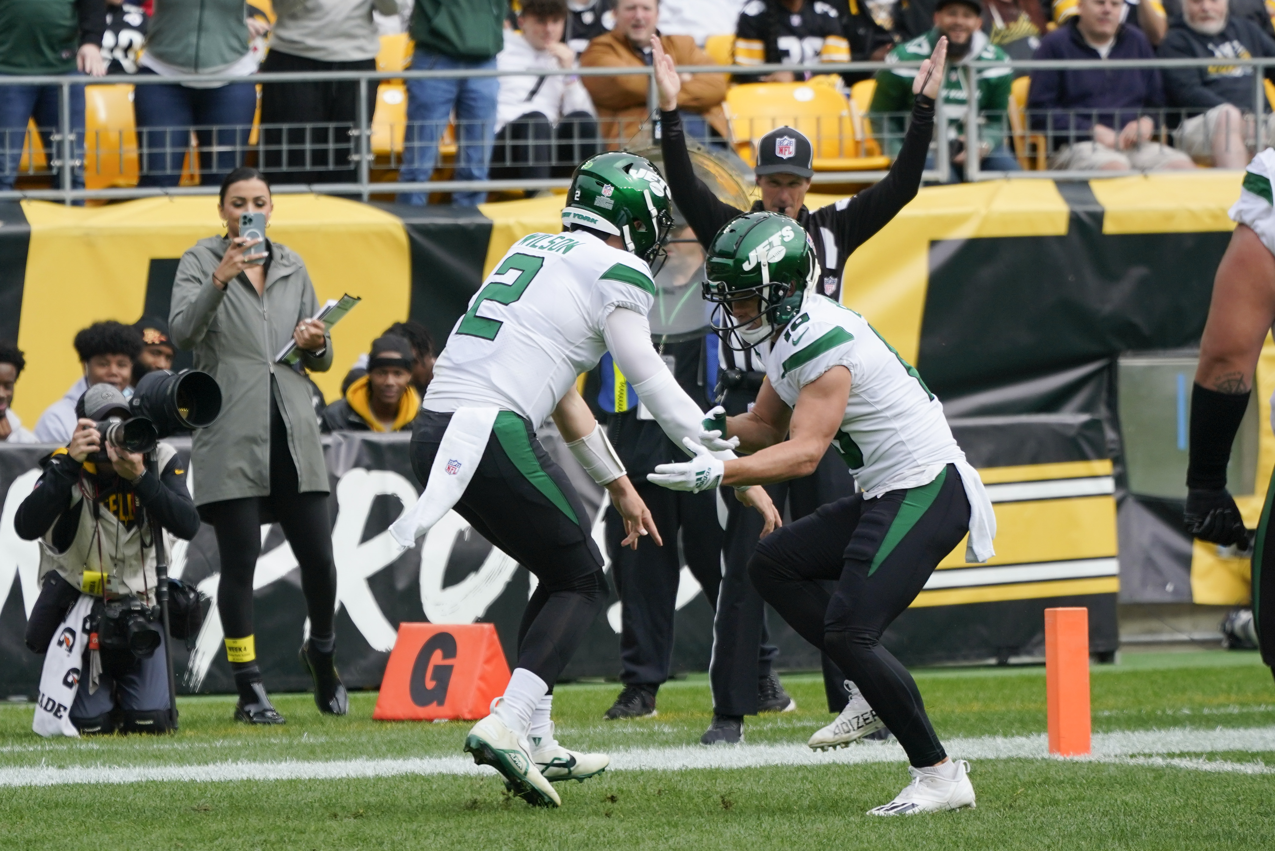 New York Jets quarterback Zach Wilson (2) looks to pass against the  Pittsburgh Steelers during the second half of an NFL football game, Sunday,  Oct. 2, 2022, in Pittsburgh. (AP Photo/Don Wright