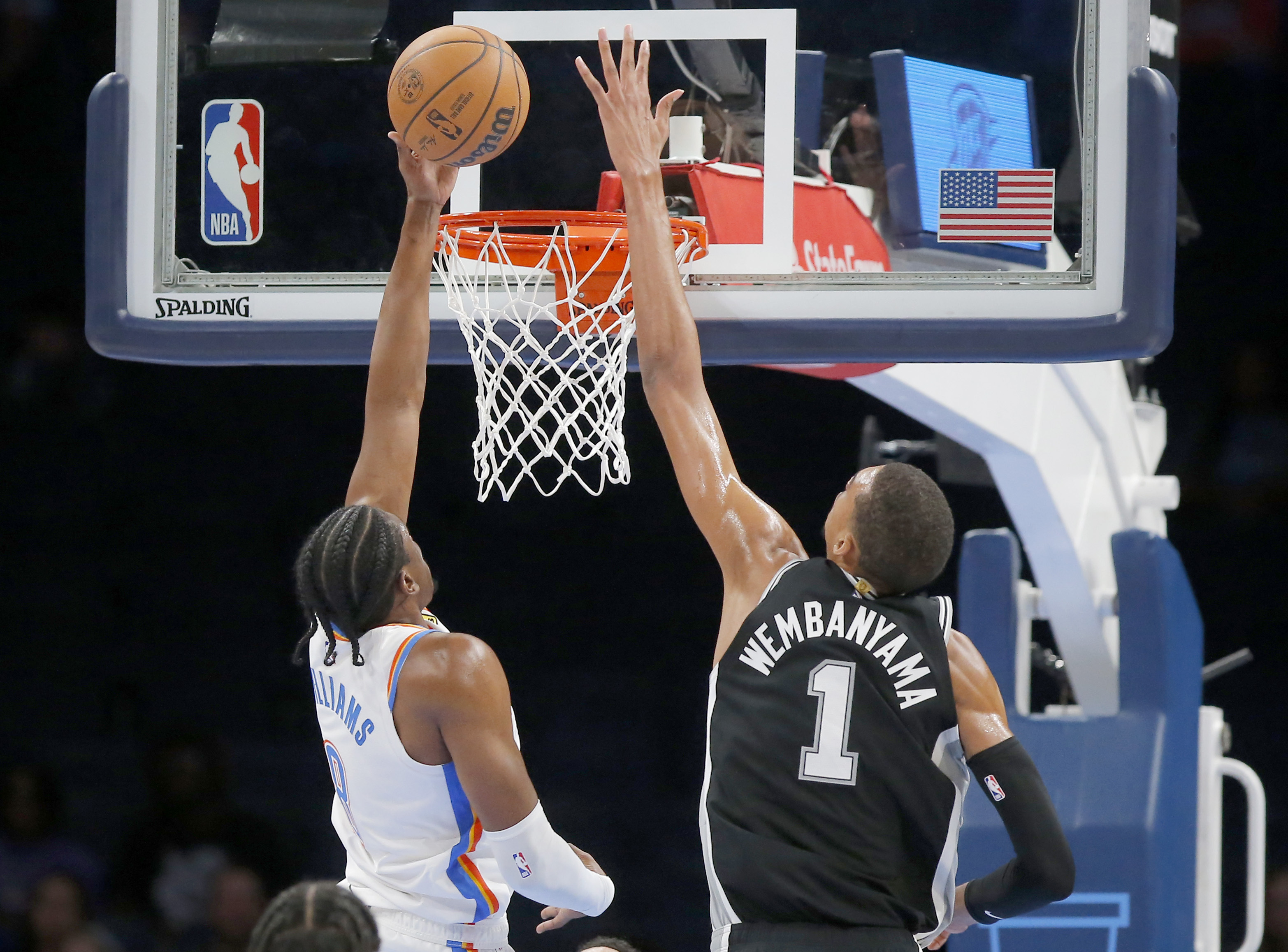 Top NBA Draft prospect Victor Wembanyama lands on Spurs mural in San Antonio