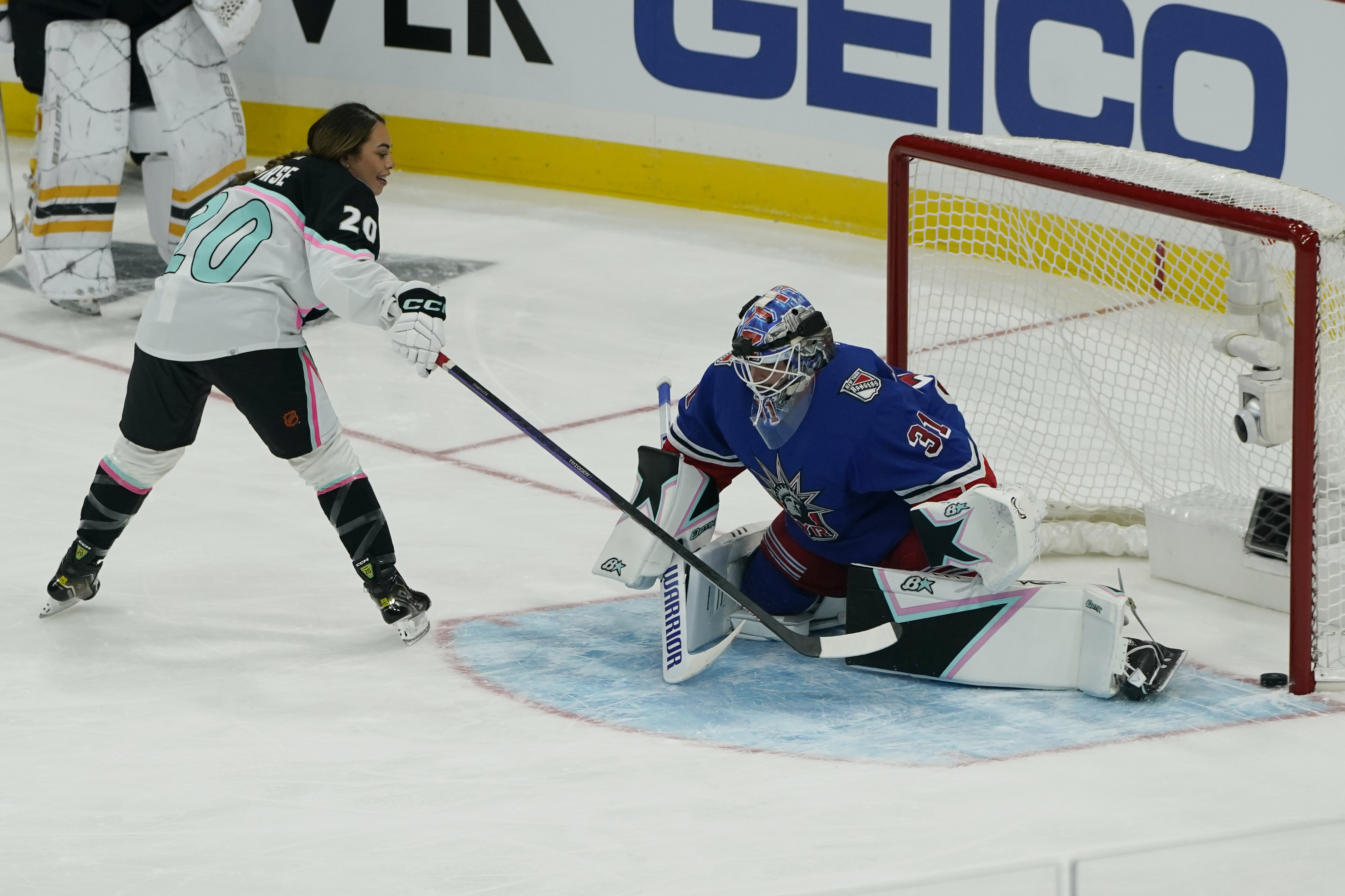 Connor Hellebuyck makes 50 saves as Jets topple Rangers - The Rink Live   Comprehensive coverage of youth, junior, high school and college hockey