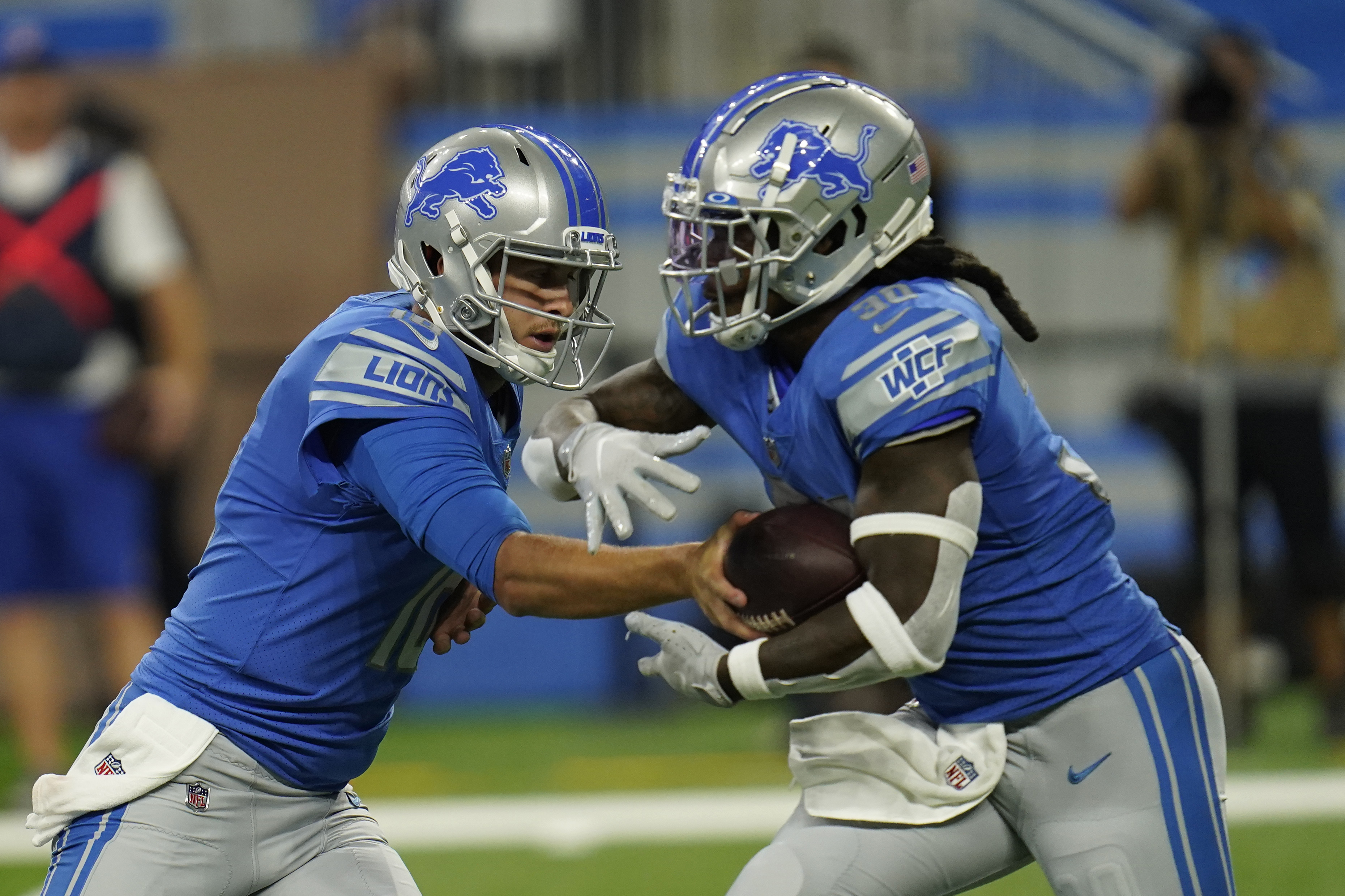 Fromm, Singletary lead Bills in comeback victory over Lions