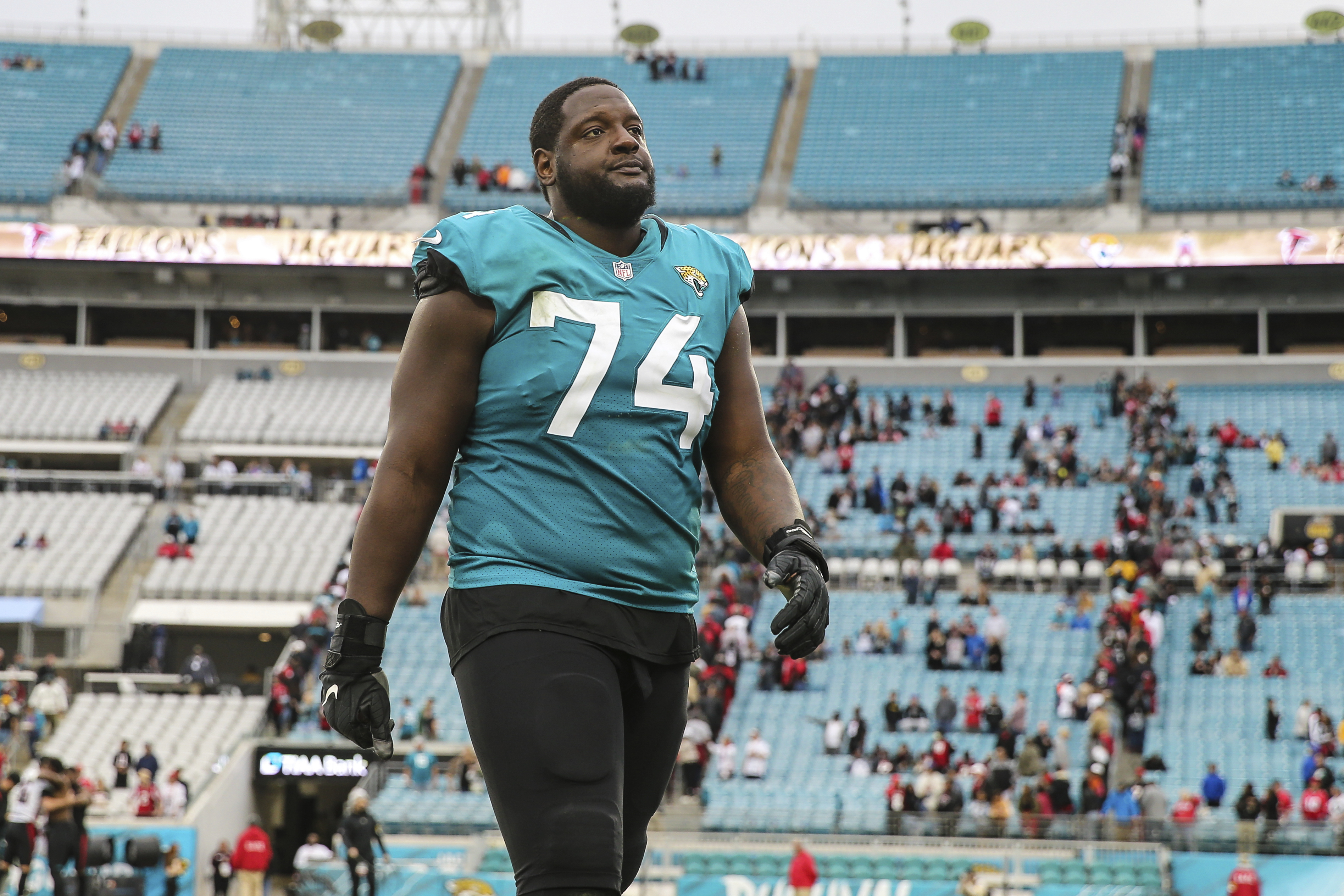 Jags getting LT Cam Robinson back from 4-game suspension for