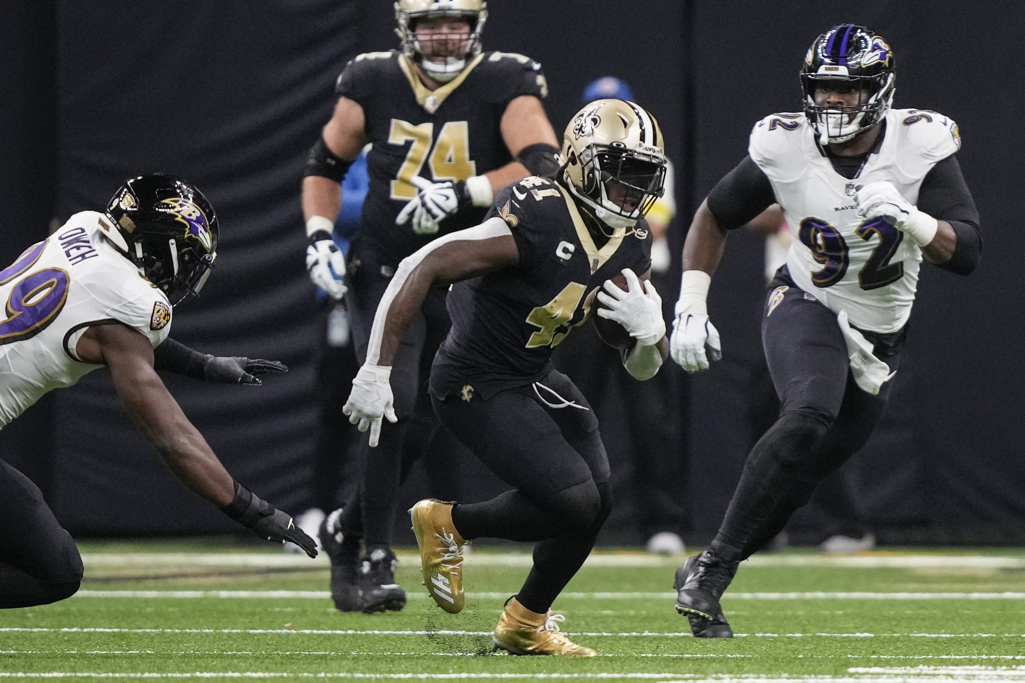 Drake, Houston lead Ravens past Saints for 3rd straight win