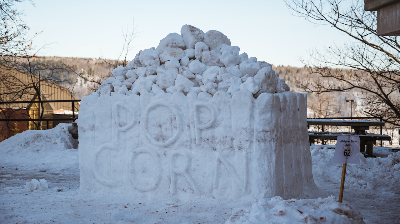 Snow makes for memorable 'slop fest' during 1 of the most famous