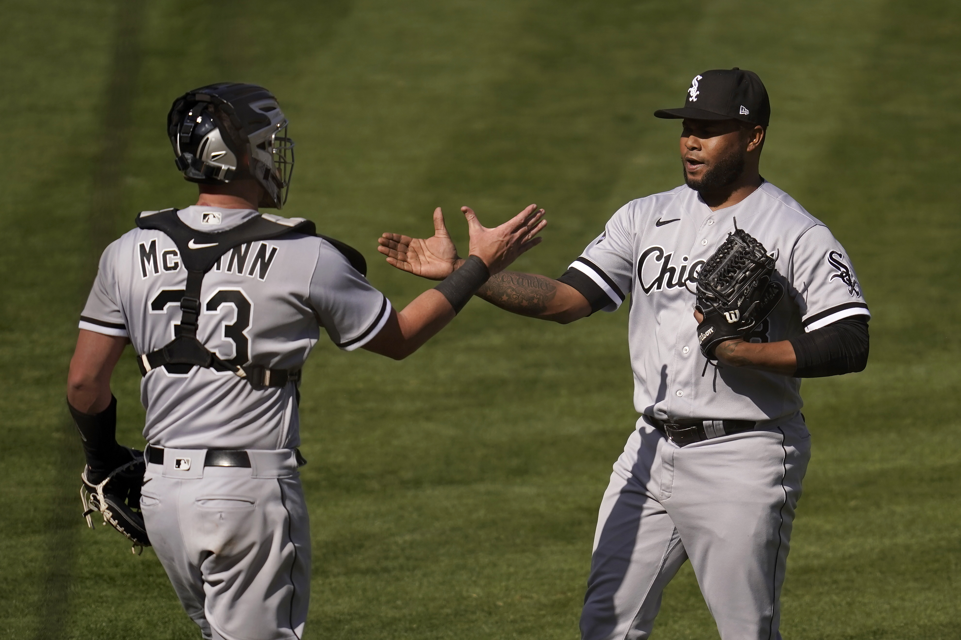 White Sox's Yermin Mercedes becomes first player in modern history to begin  season with eight consecutive hits 