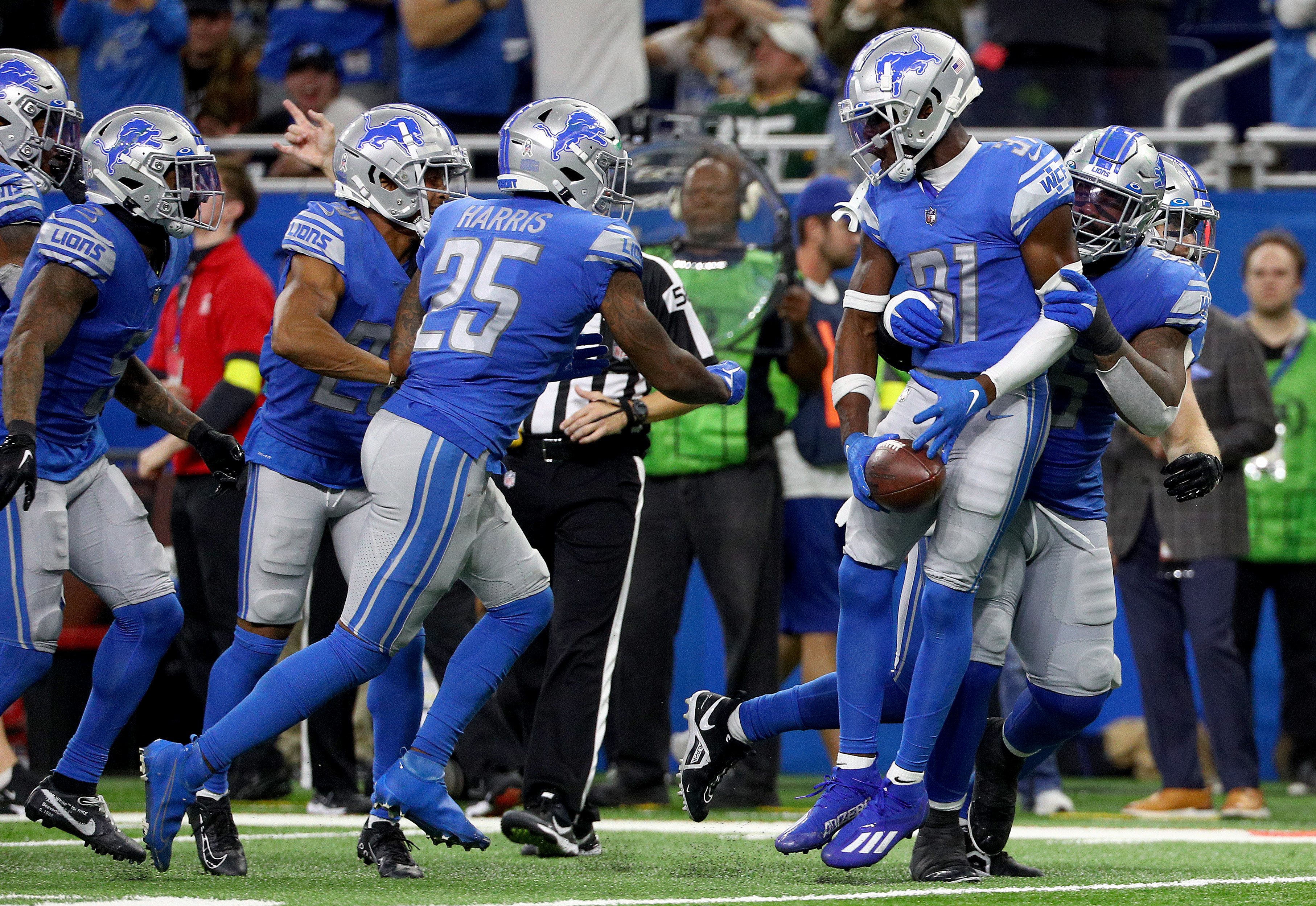 Did The Lions Leak Their New Uniforms In Email To Season Ticket Holders?  [PHOTOS] - CBS Detroit