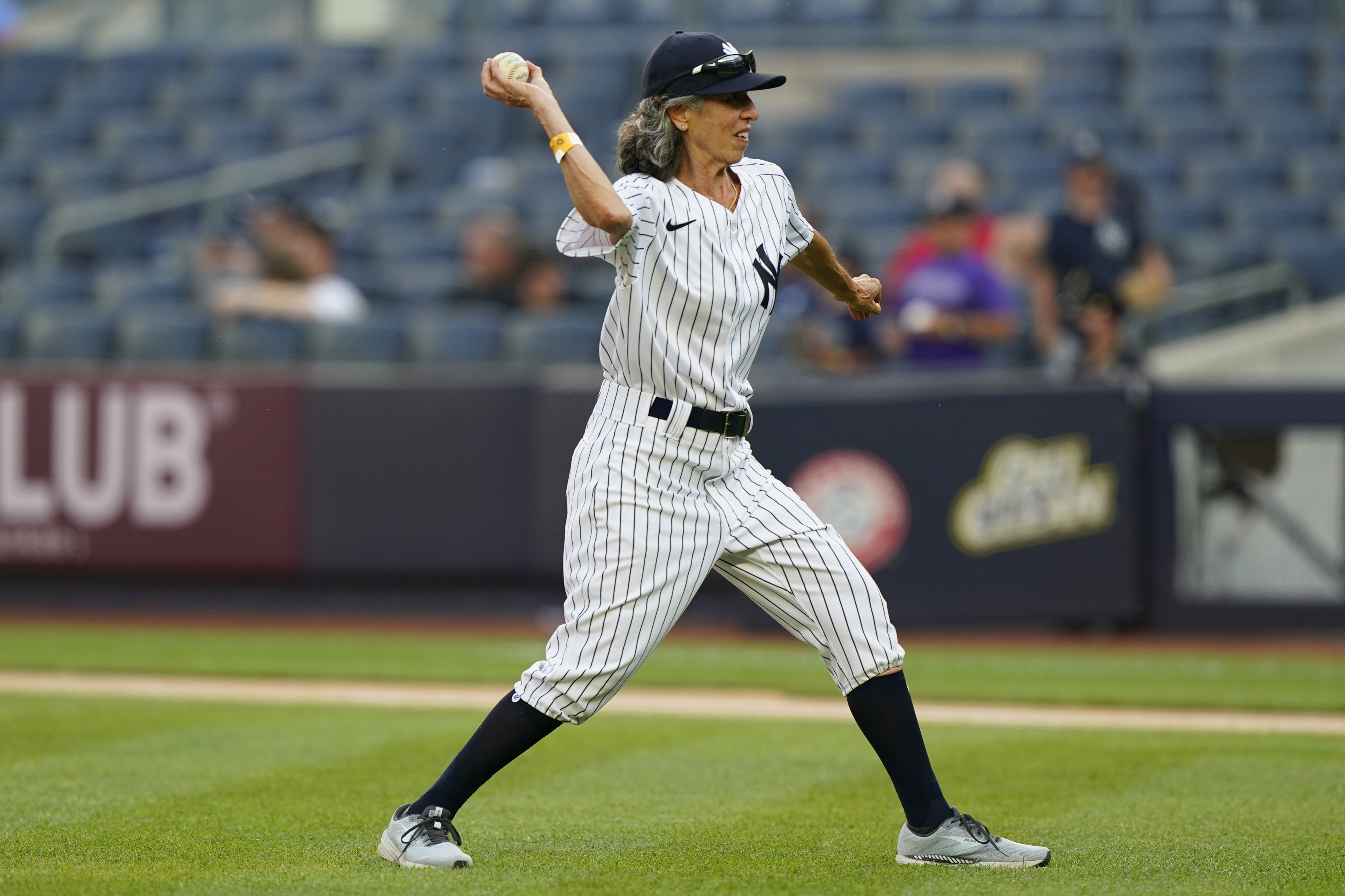 MLB: Shohei Ohtani's 26th homer starts Angels past reeling Yankees