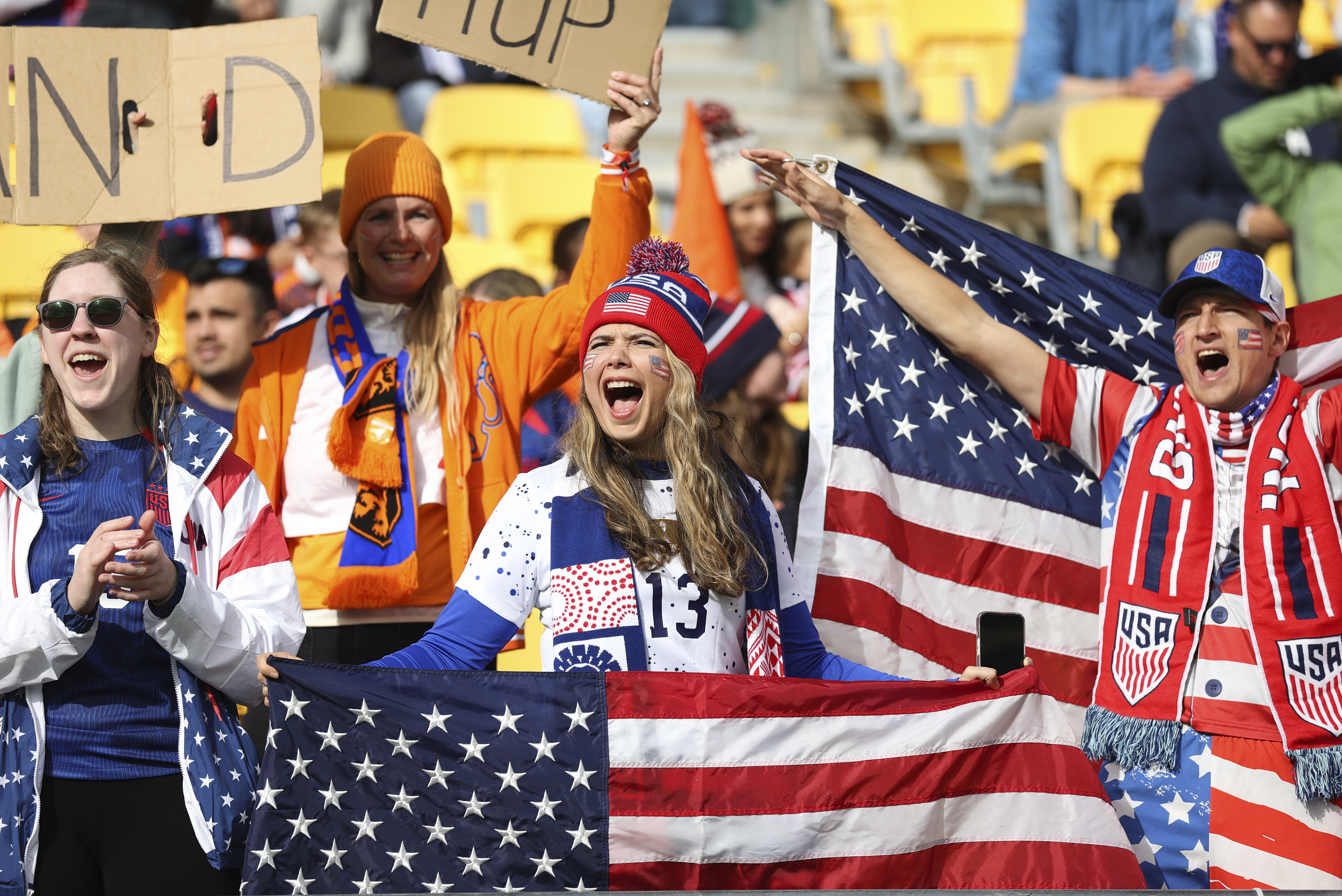 U.S. women's soccer: Team USA fights back for a 1-1 tie with