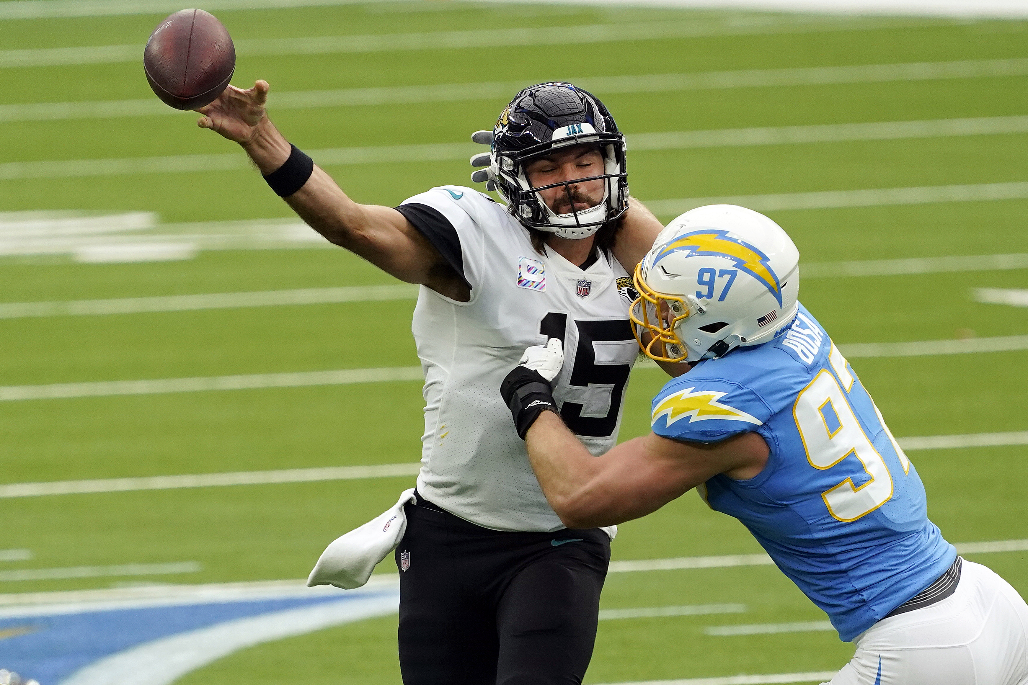 Another blown lead, but this time Chargers rally to beat Jaguars 39-29