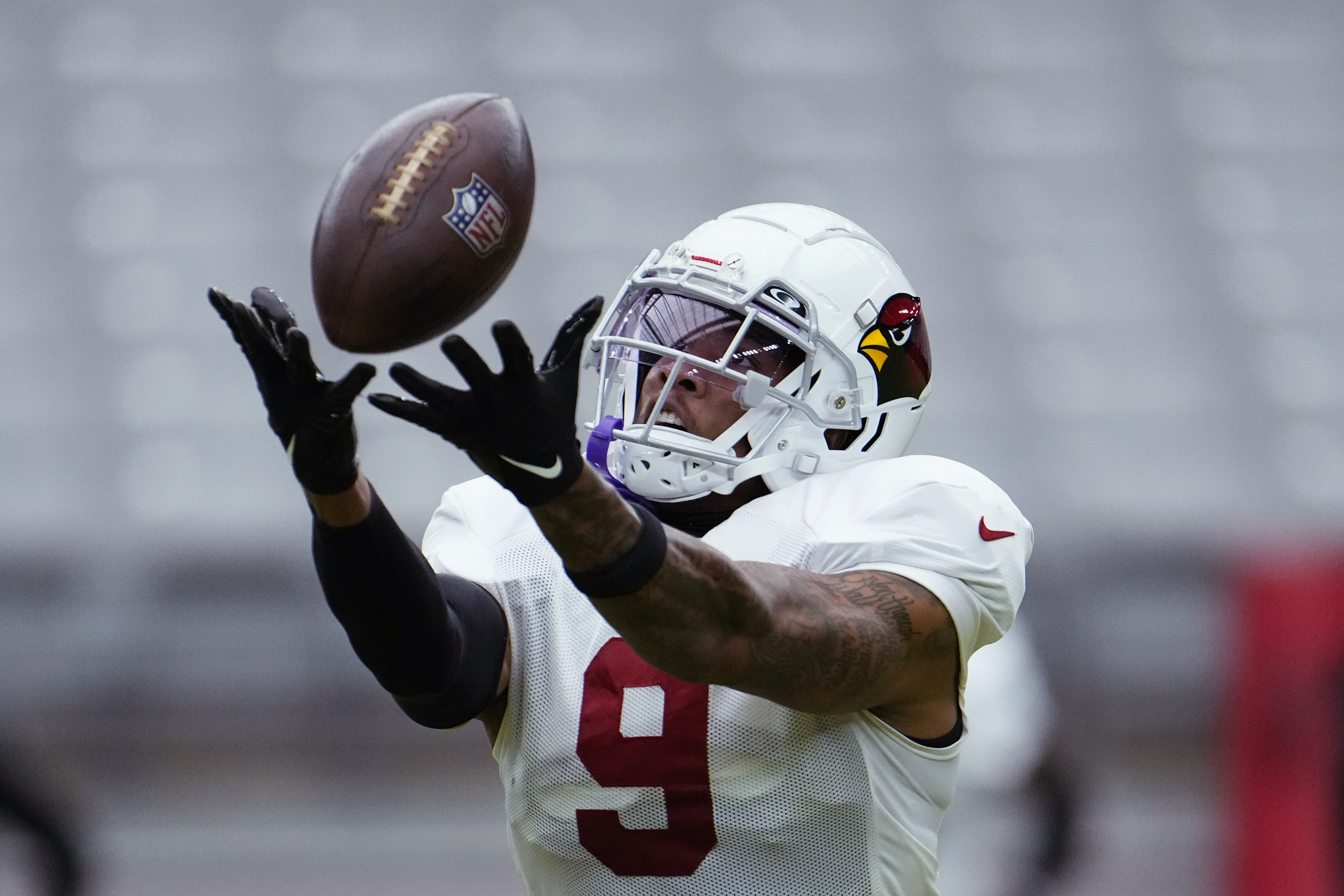 Arizona Cardinals linebacker Isaiah Simmons (9) on the field