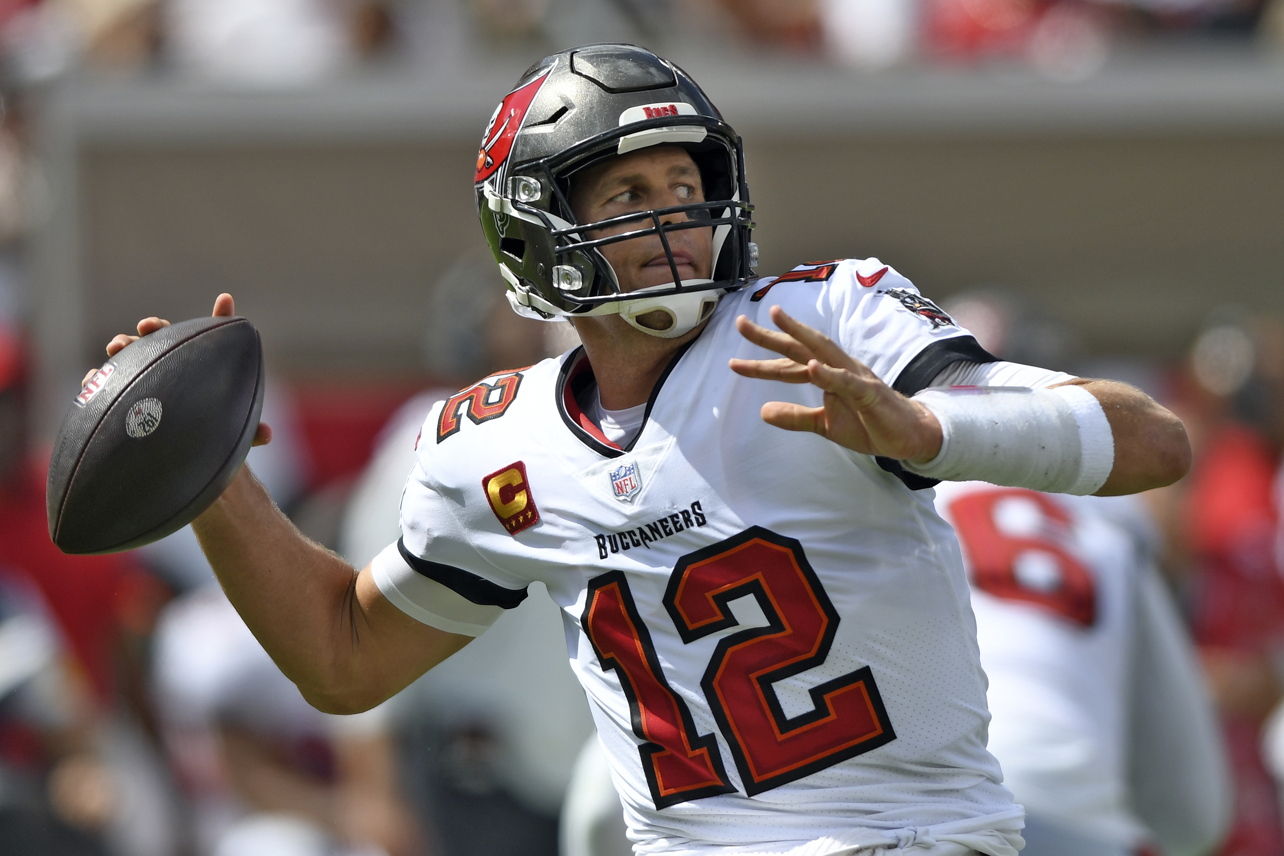 Bengals pick off Winston 4 times for 37-34 win over Bucs