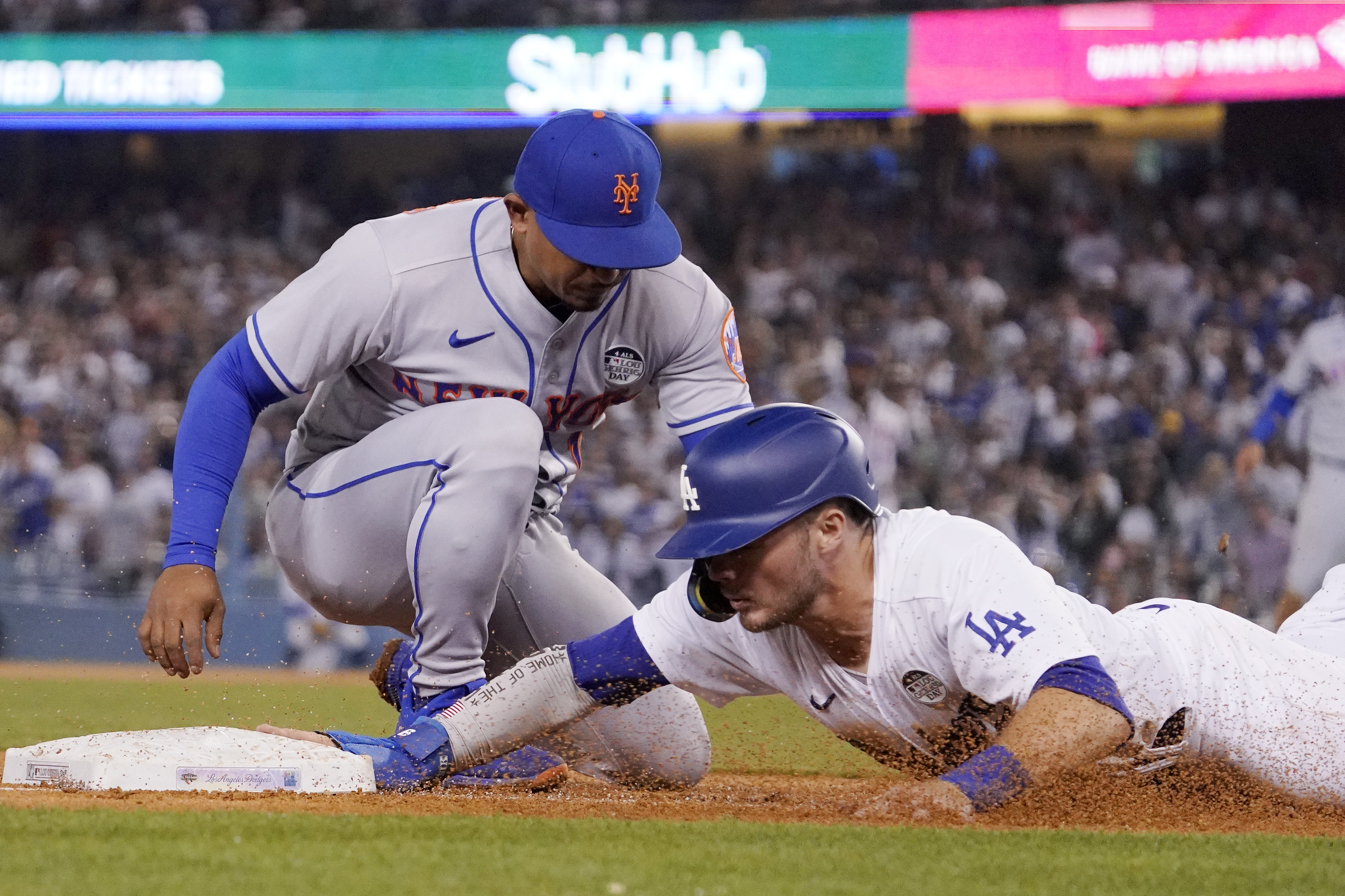 Francisco Lindor Out for Mets After Closing Hotel Door on Finger