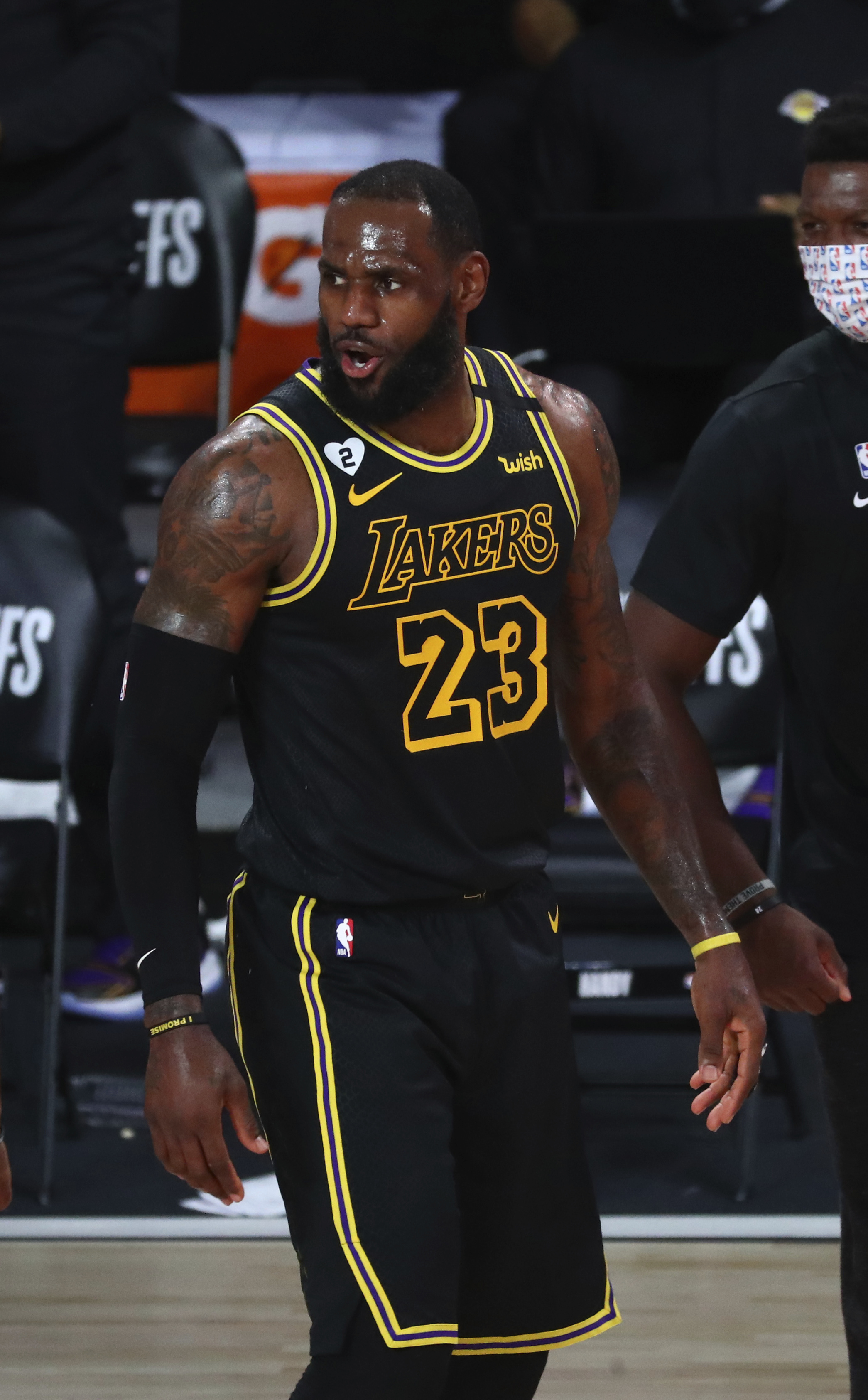 Emotional LeBron 'can't even enjoy' Lakers' win over Blazers