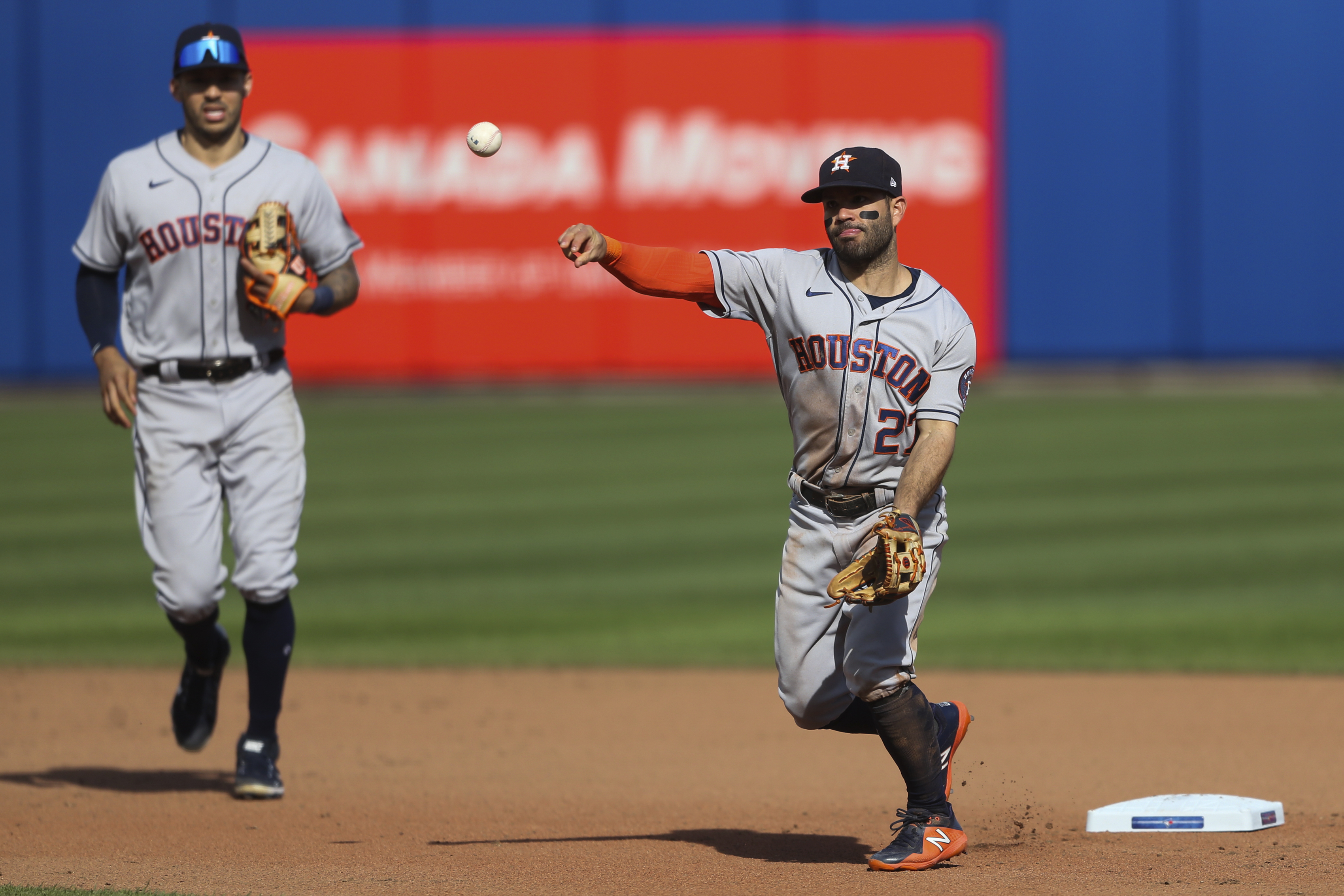 Guerrero hits 18th homer as Blue Jays beat Astros 6-2