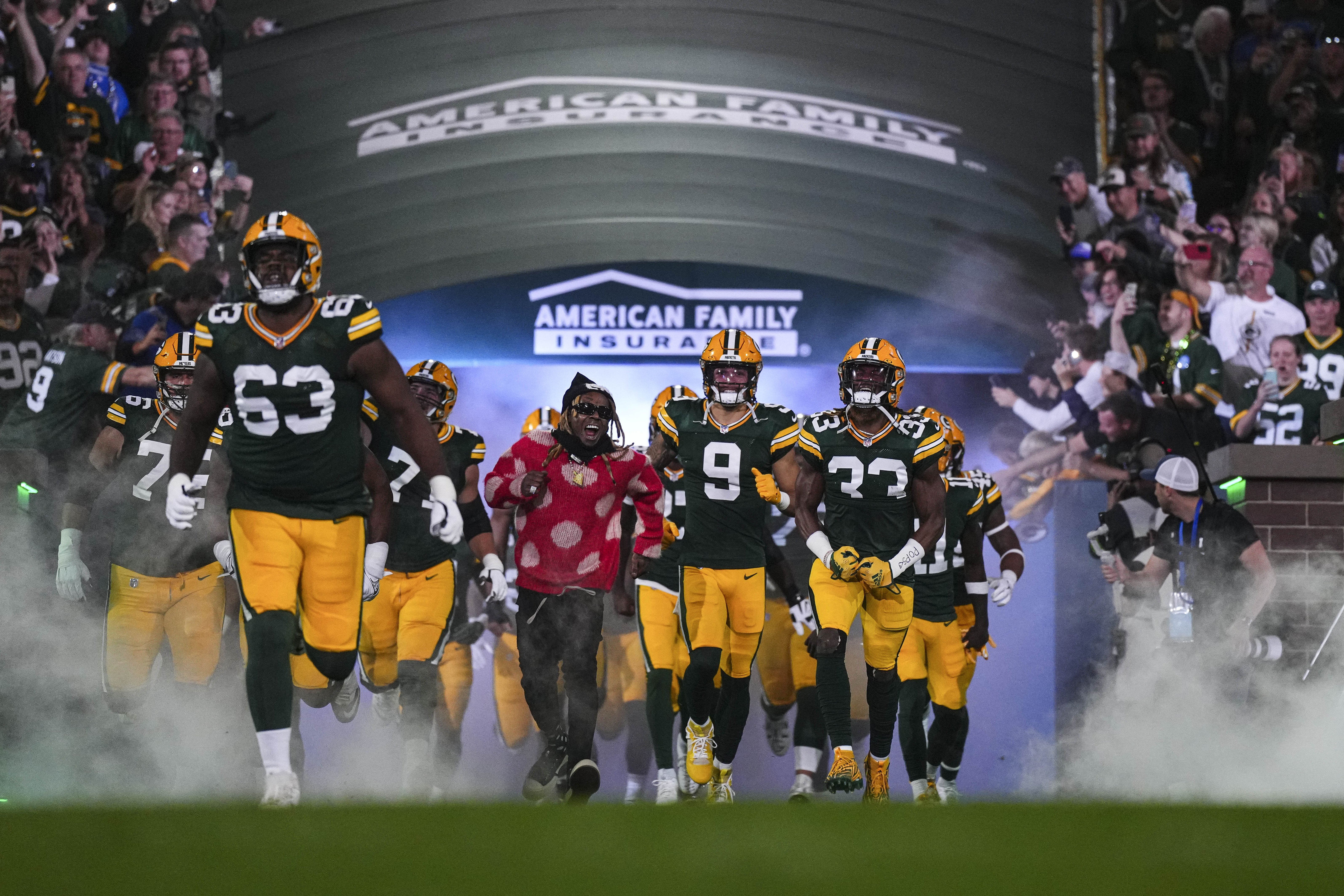 Detroit Lions 34-20 Green Bay Packers - NFL LIVE: Jared Goff and team lead  in the final quarter with a dominant Lambeau Field display