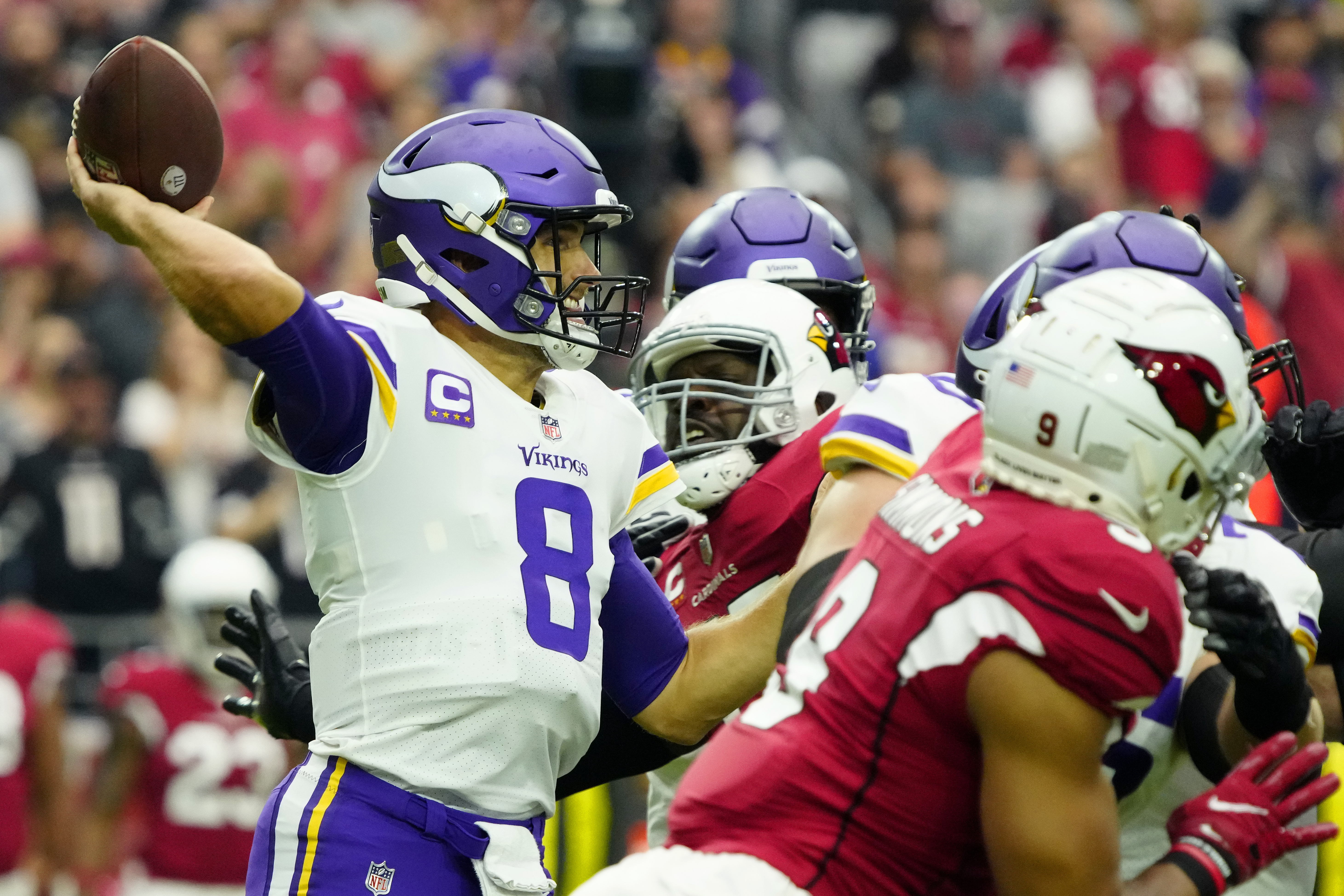 Cardinals Beat Vikings 34-33 after missed field goal in 2021, Kyler Murray  4 touchdowns