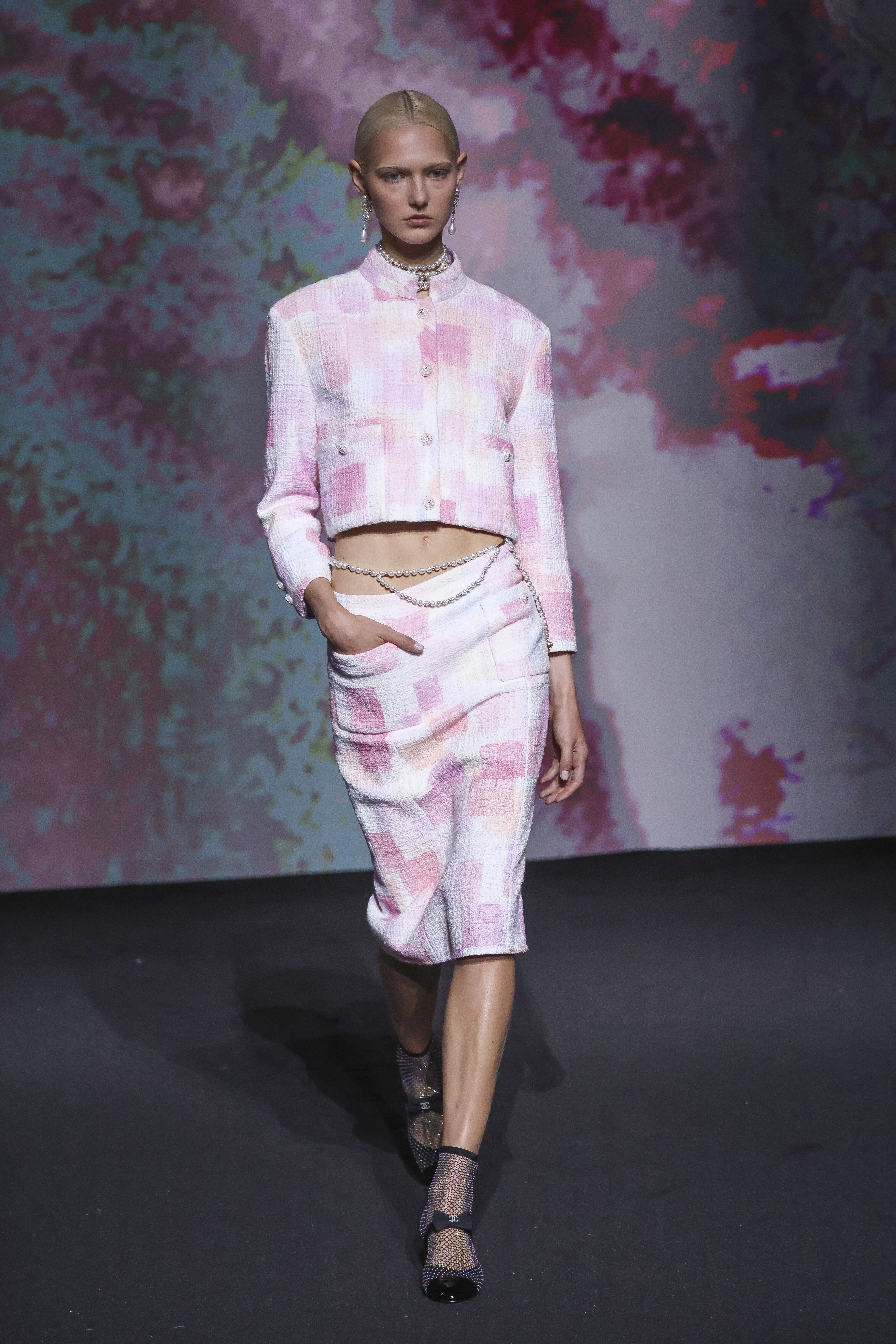 Louis Vuitton's 'blow up' show caps energetic fashion season - WTOP News