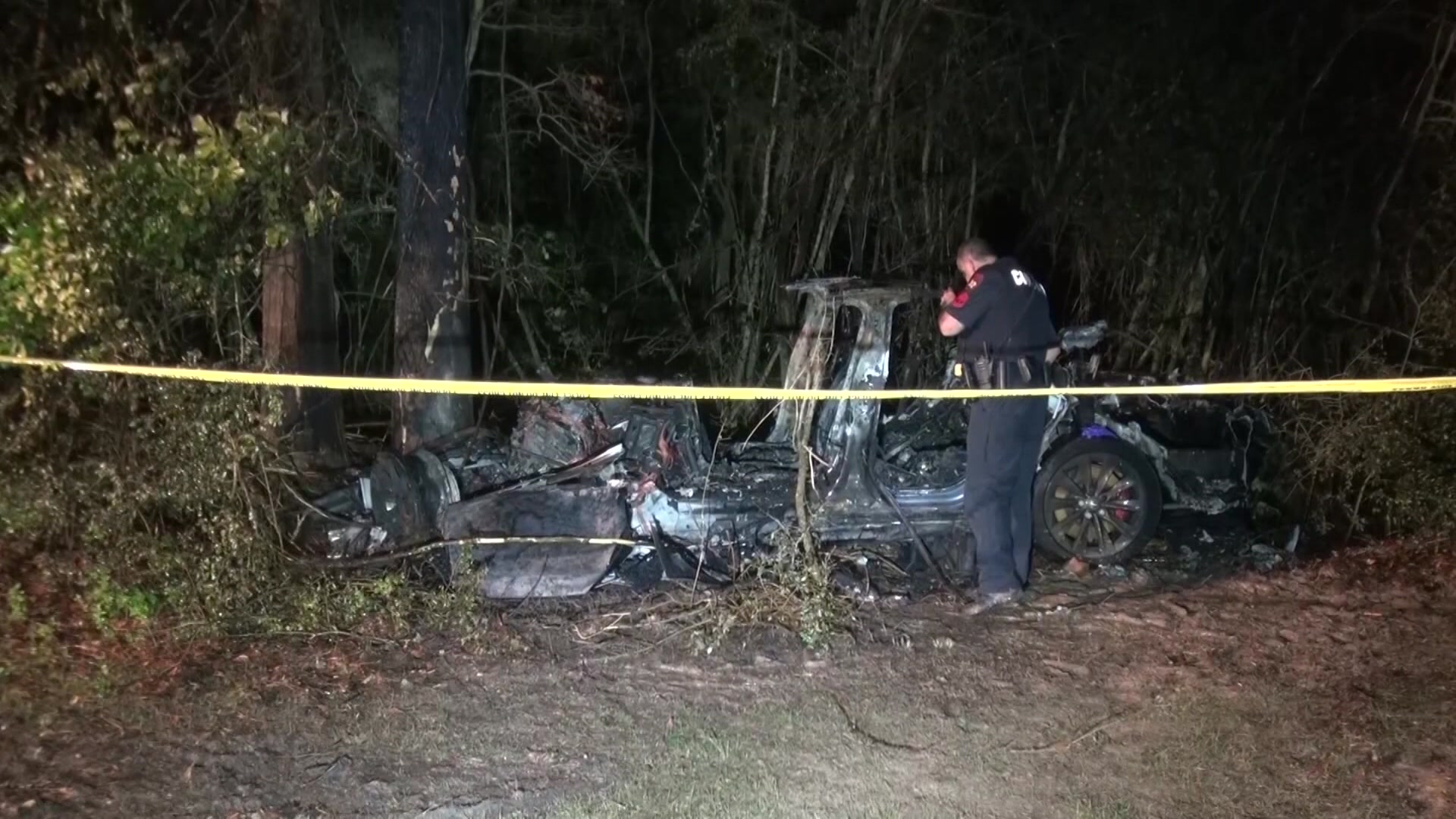 No one was driving the car': 2 men dead after fiery Tesla crash near The  Woodlands, officials say