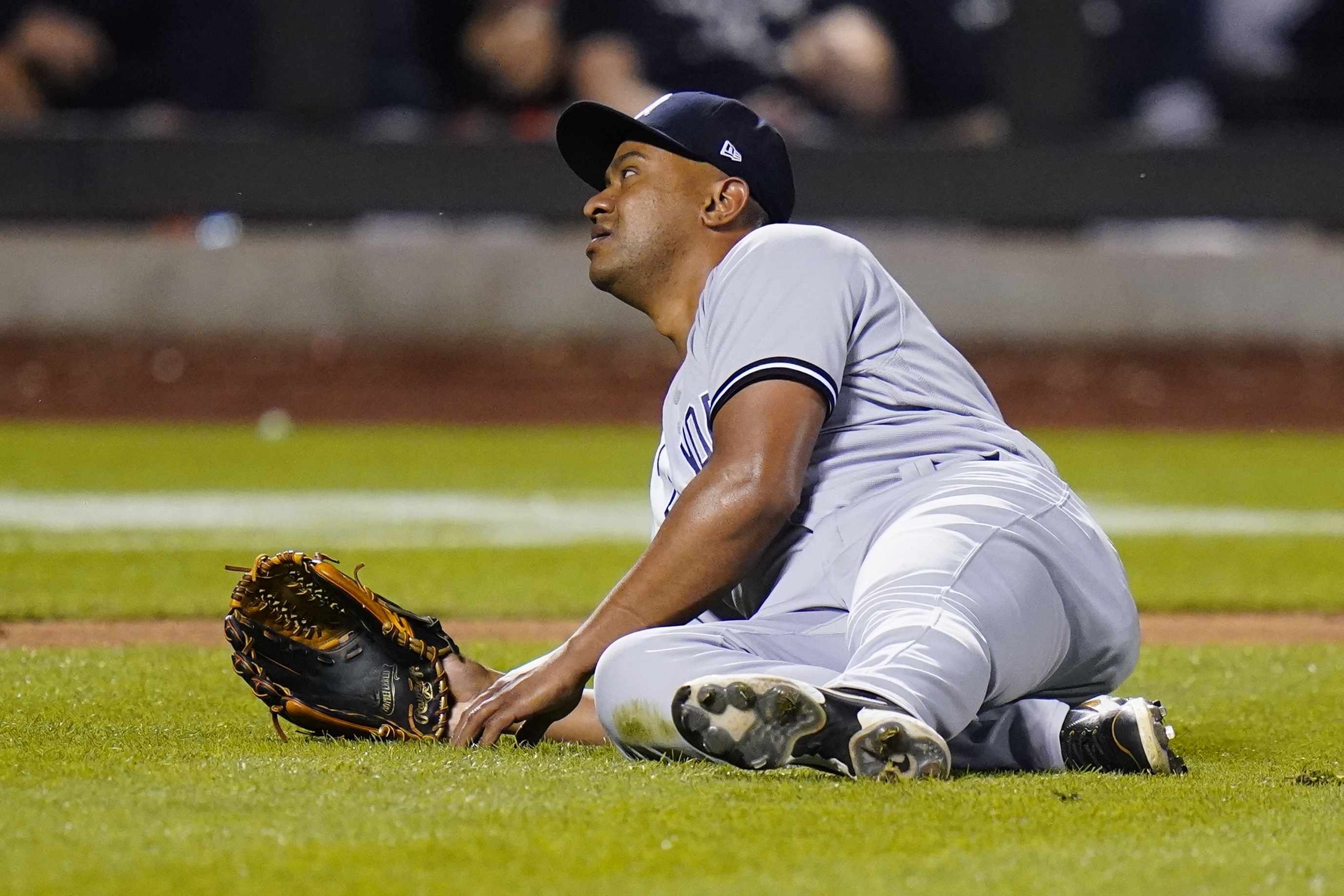 Mets defeat Yanks in 10th inning to earn split of Subway Series - Newsday