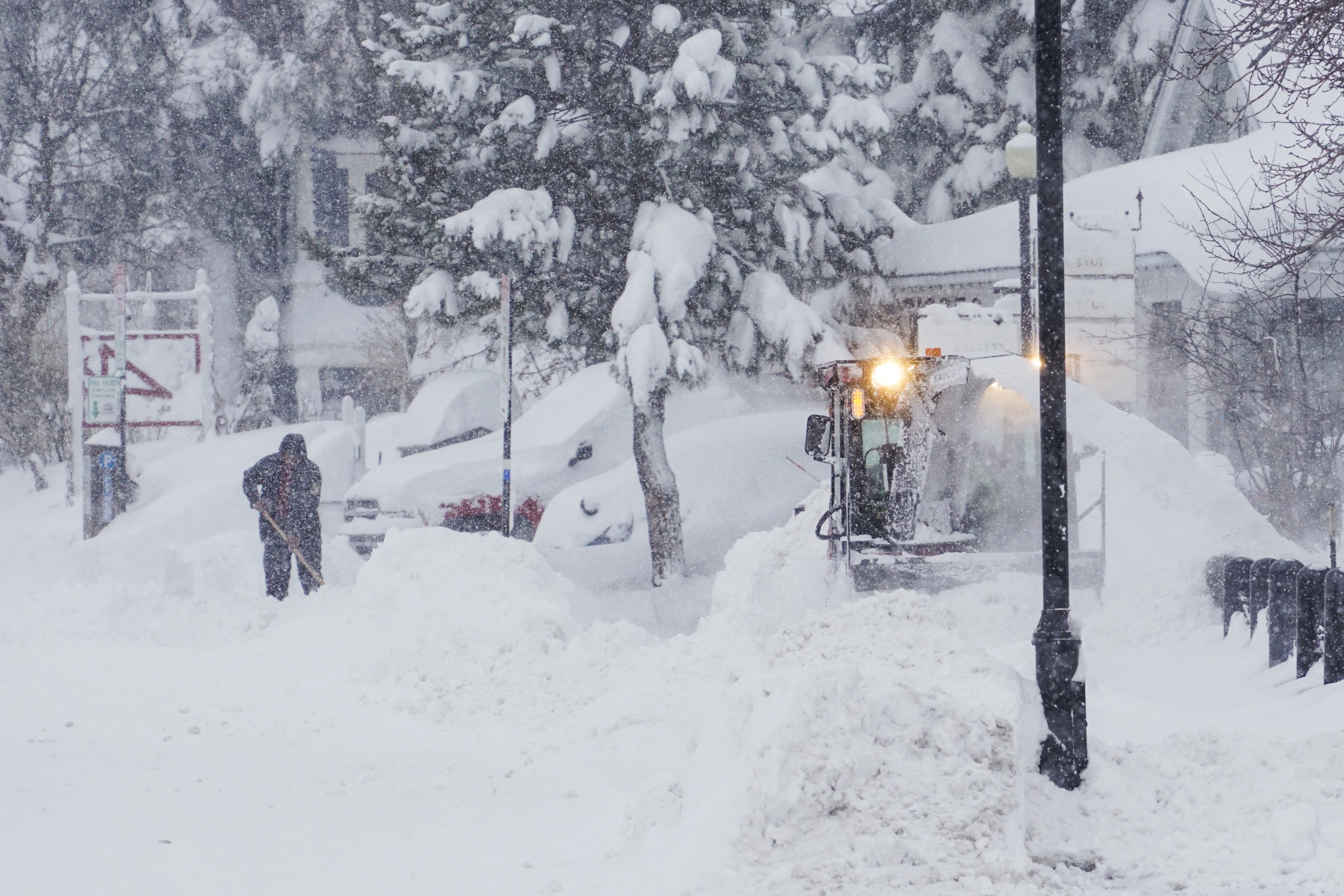 Key Northern California highway closed as snow continues to fall