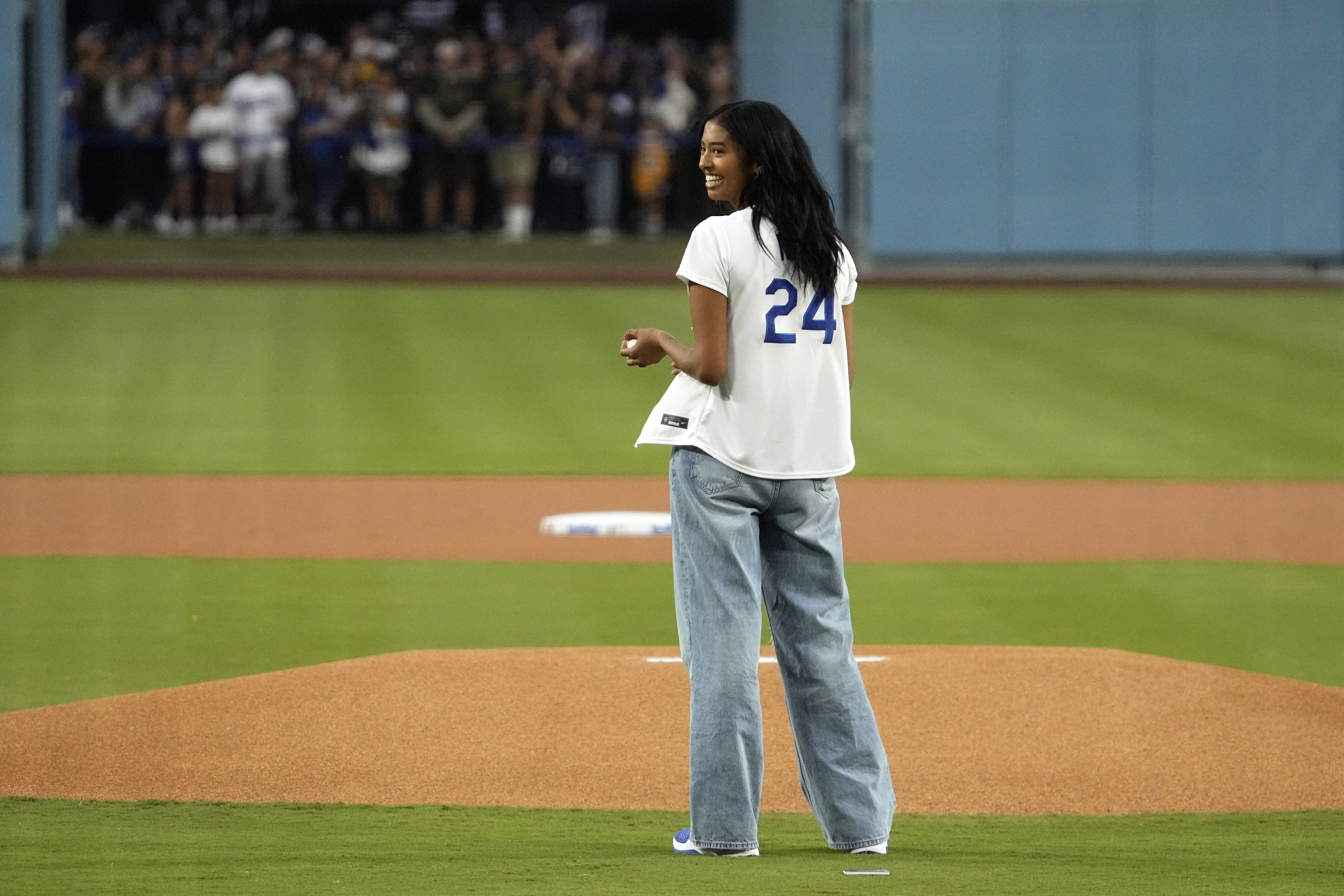 Kobe Bryant's daughter Natalia impresses Mookie Betts with first pitch