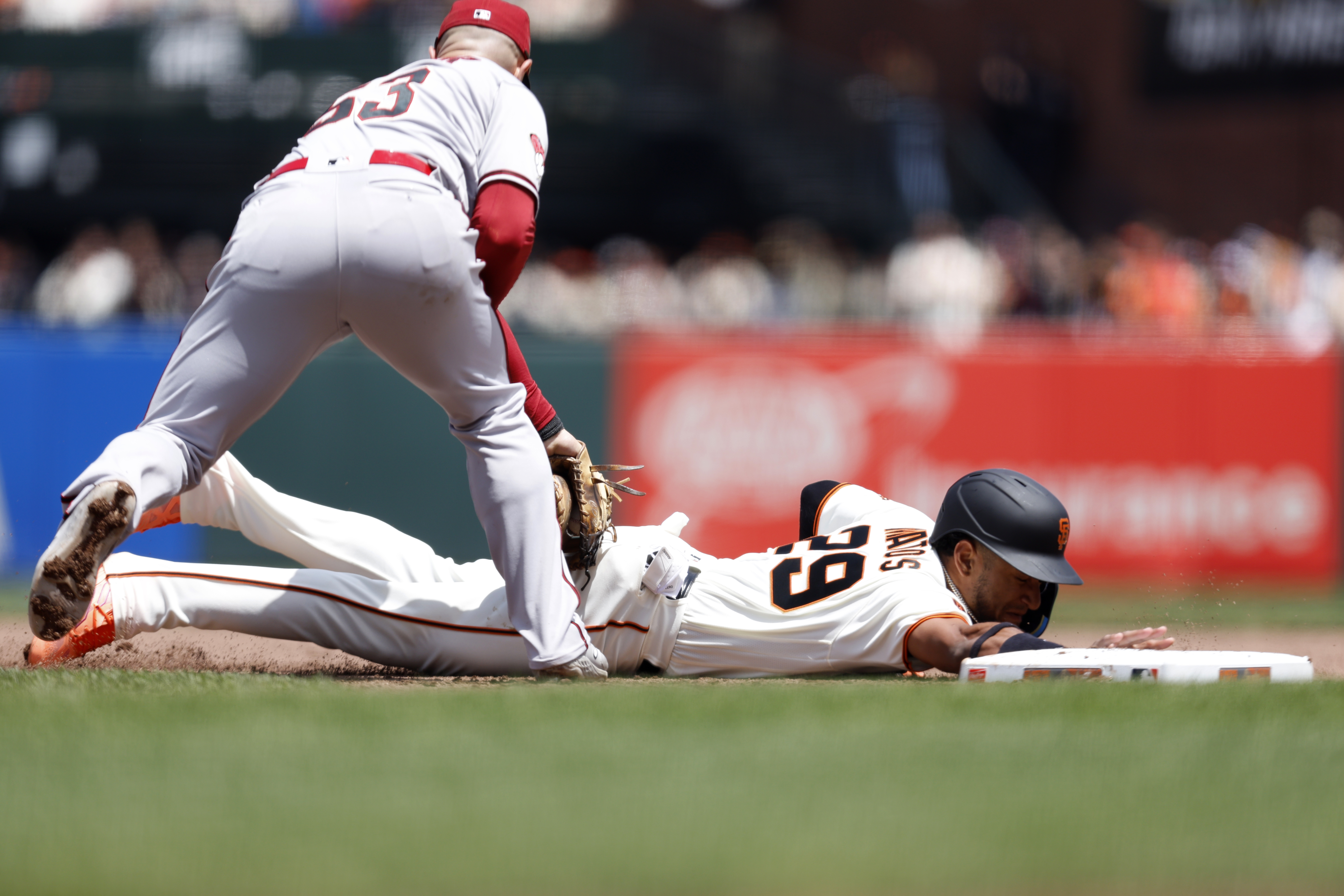 Jake McCarthy's two-run single lifts D-backs past Giants