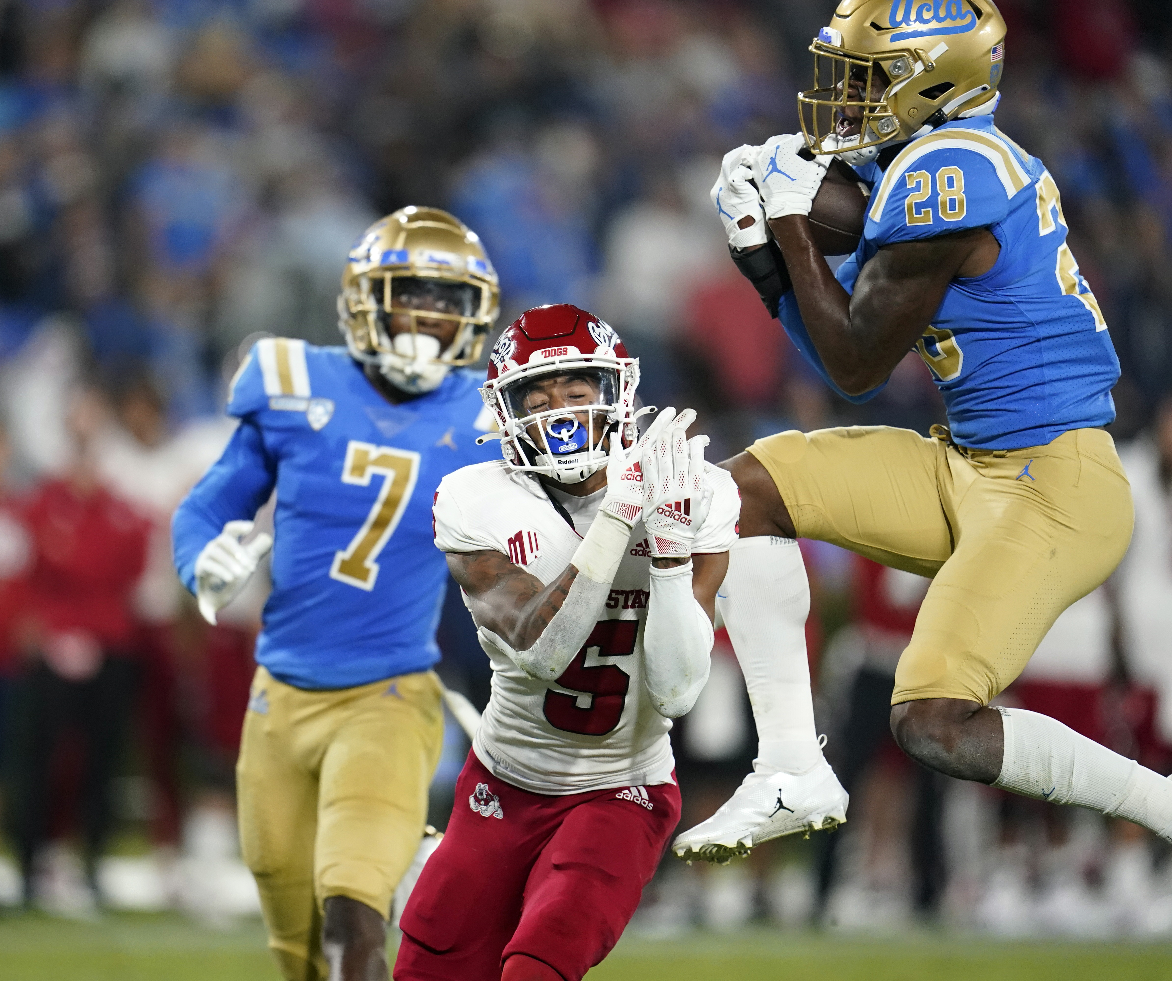 Fresno State's Ronnie Rivers scores four touchdowns in UNLV win