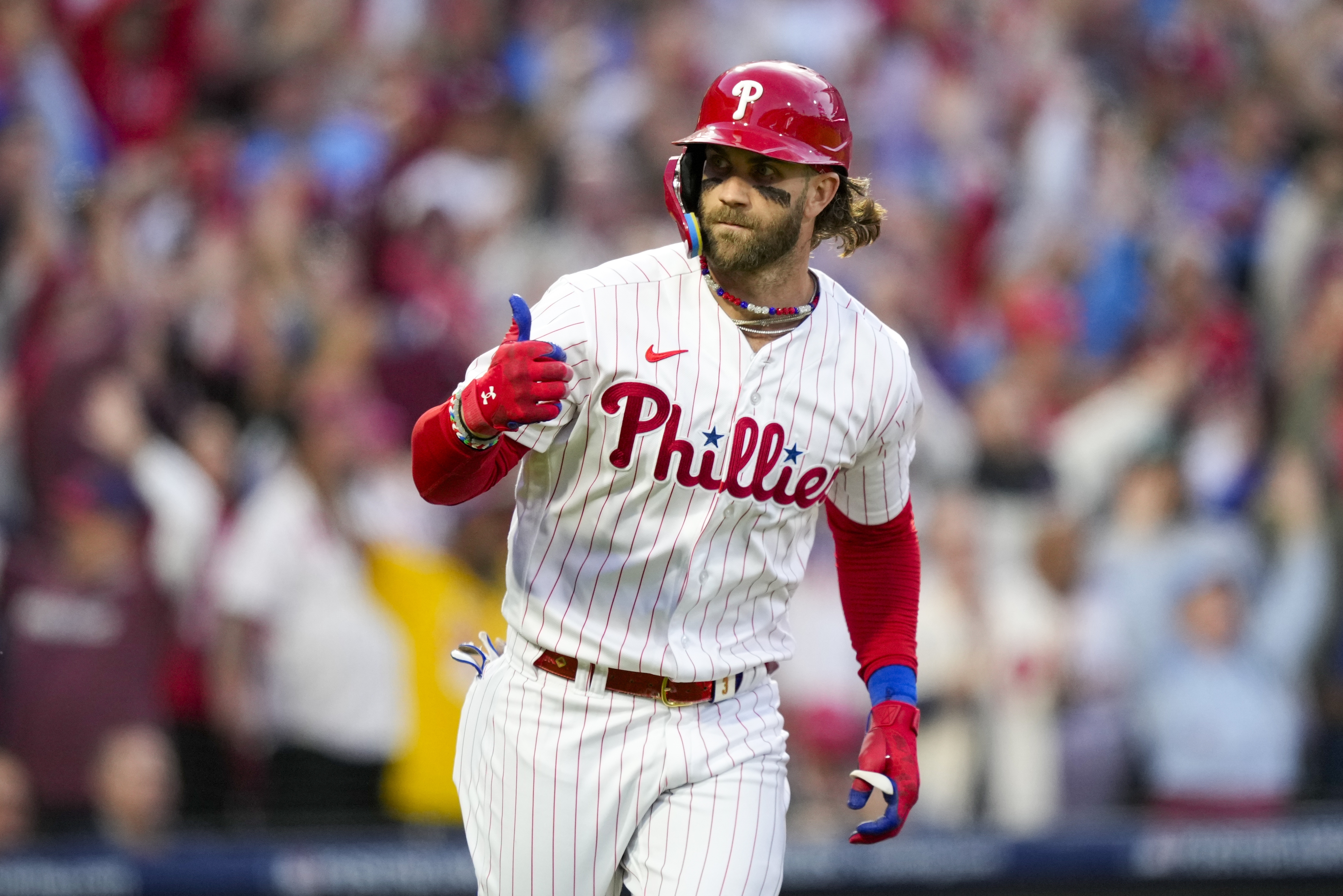 Phillies: MLB insider's inspiring detail from night Bryce Harper broke  thumb - BVM Sports