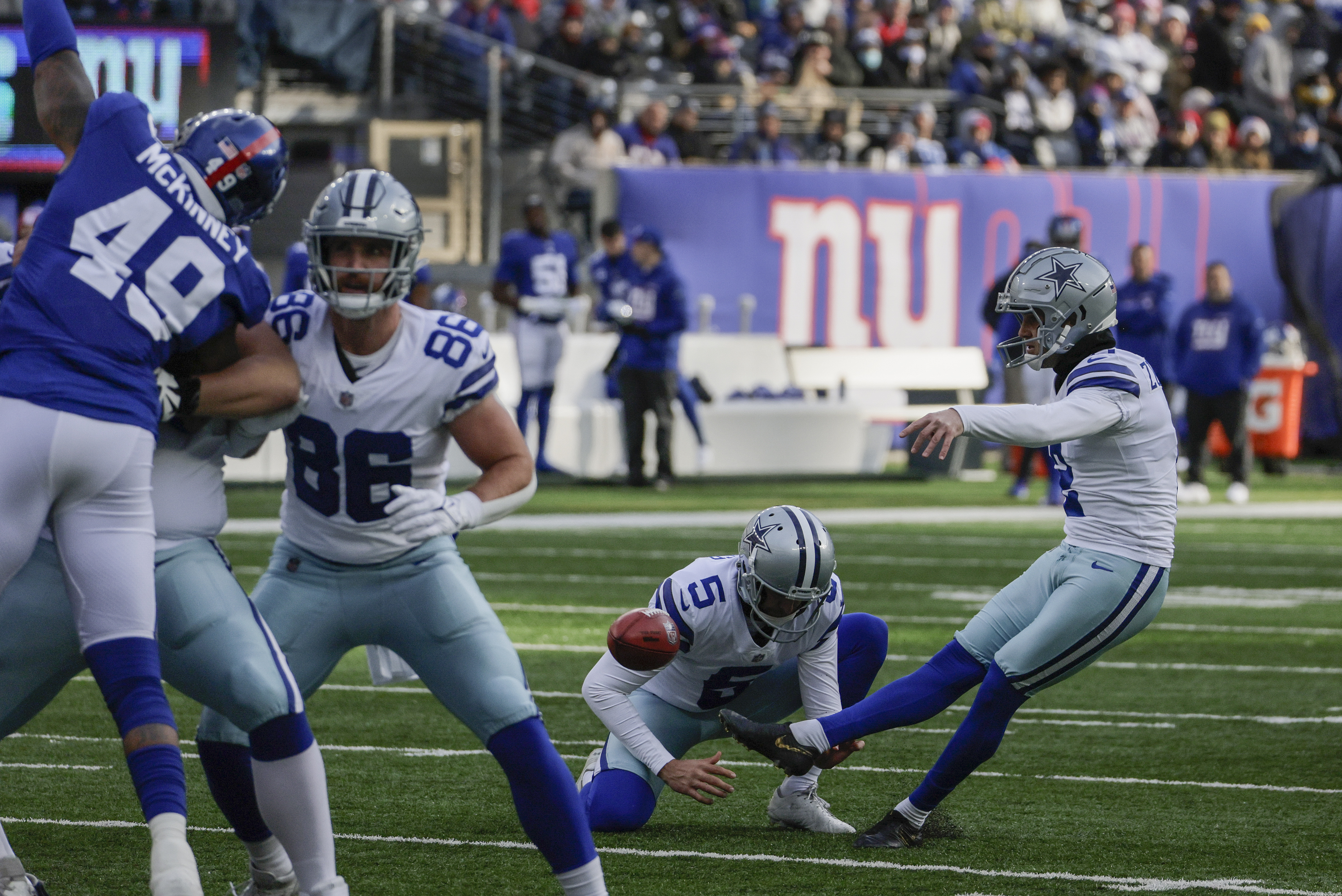 Cowboys Inch Close to Playoff Berth as D, Lawrence Dominate Giants – NBC  New York