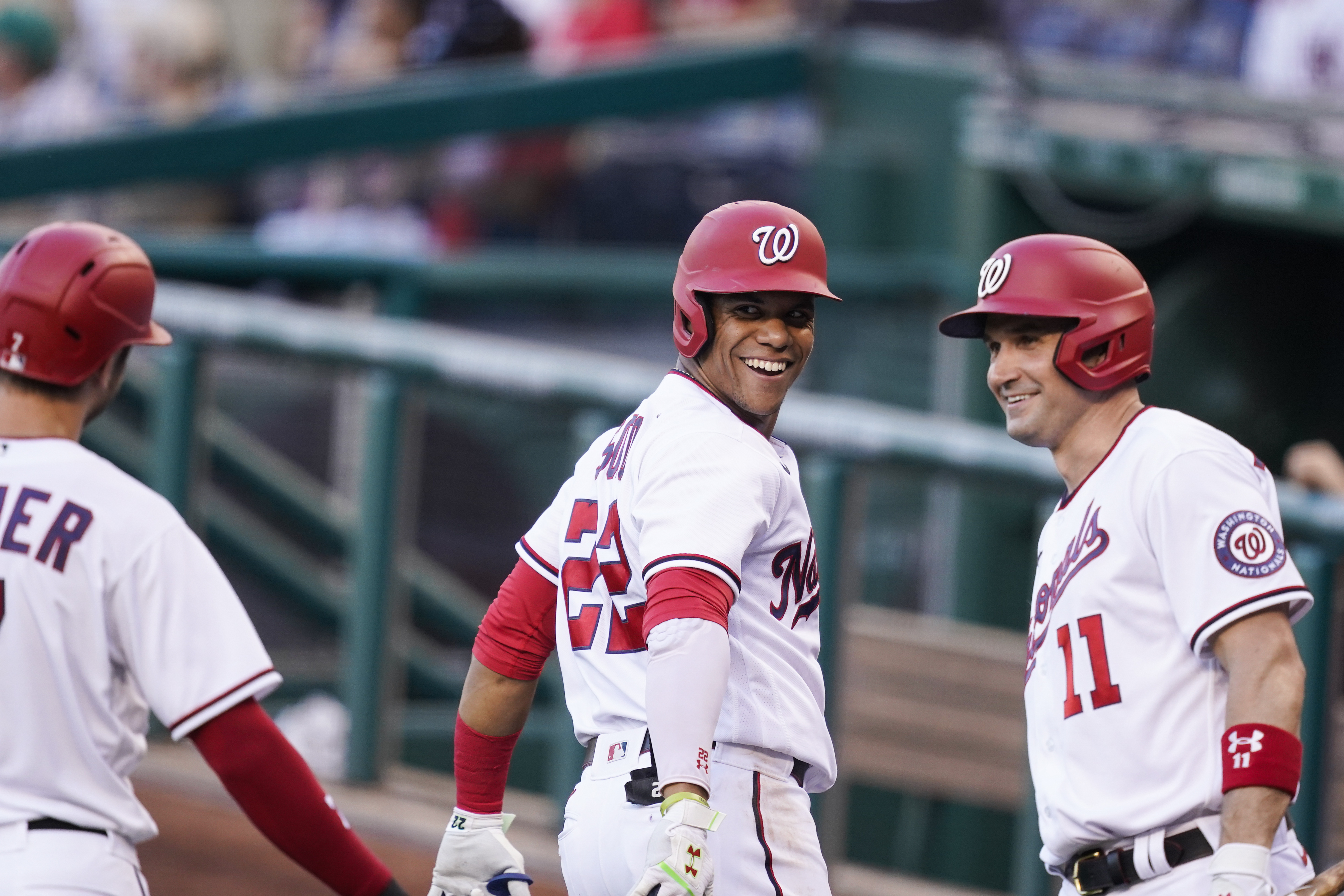 Kyle Schwarber having a blast as Nationals' leadoff hitter, smashing 12th  homer in 10 games - The Boston Globe