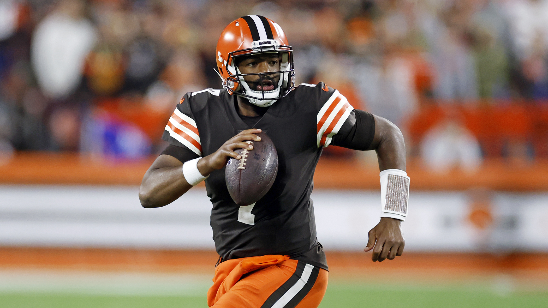 Brissett, Browns rebound from collapse, beat Steelers 29-17