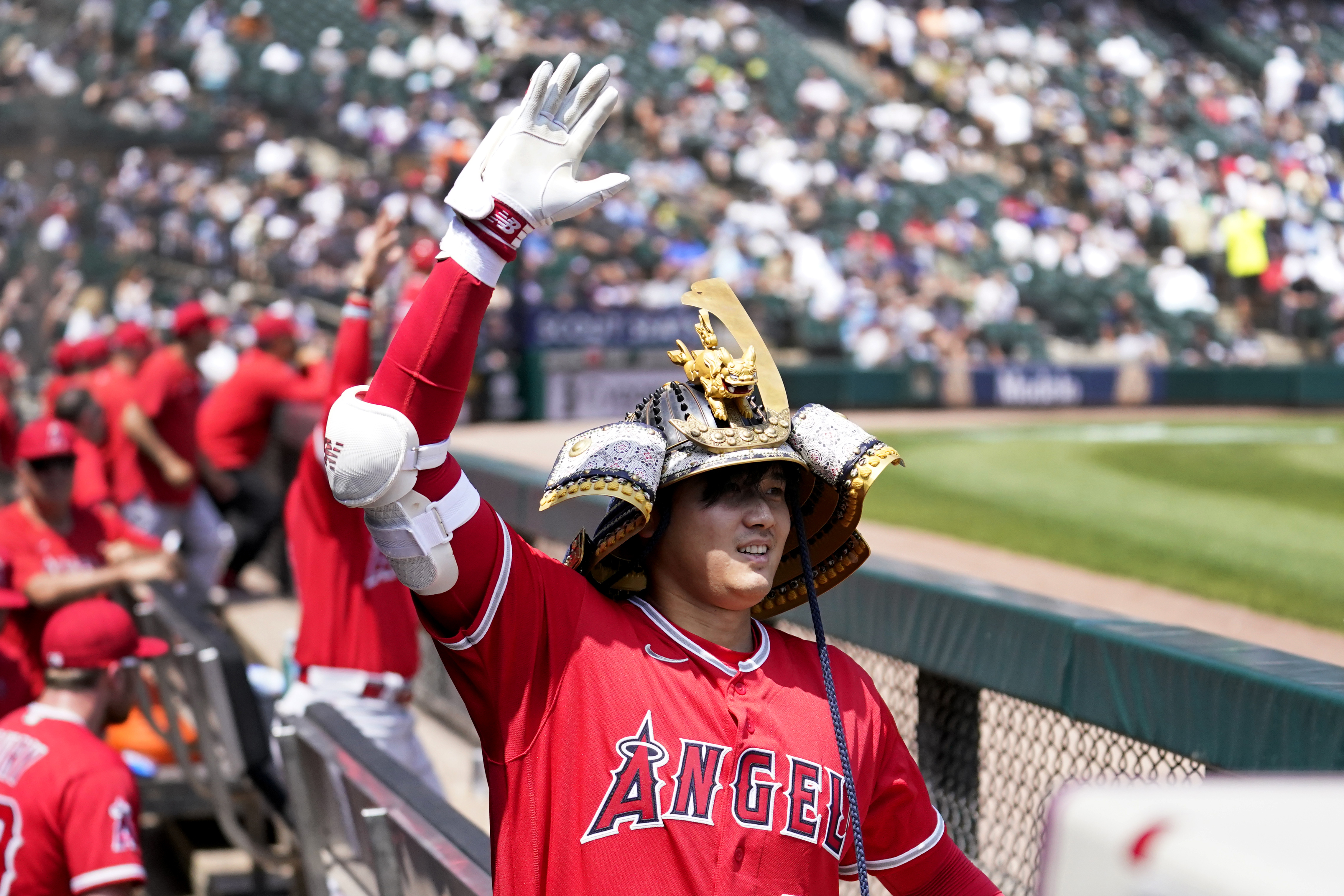 Los Angeles Angels left fielder Taylor Ward celebrates with Los