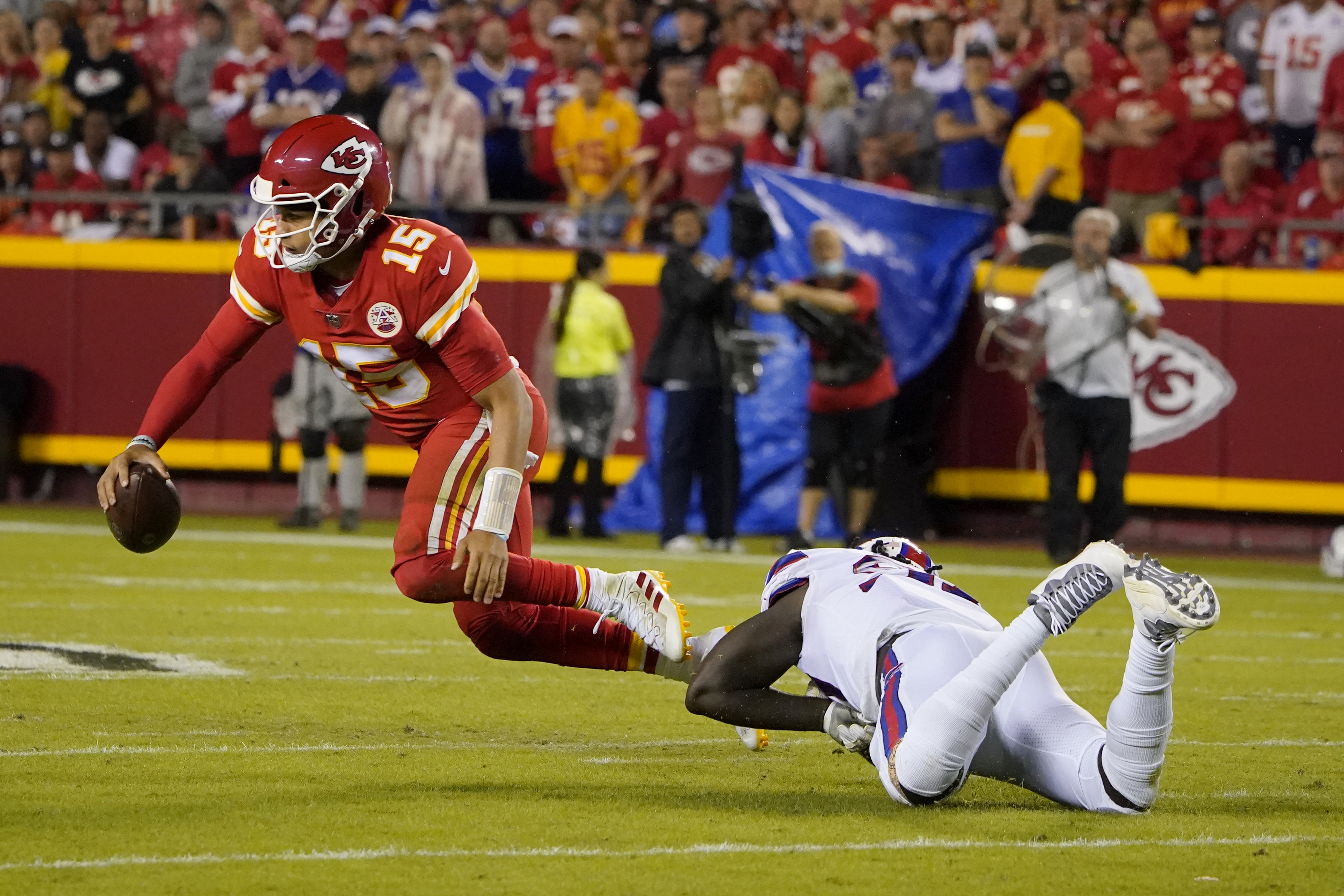 Allen, Bills beat Chiefs 38-20 in AFC title game rematch