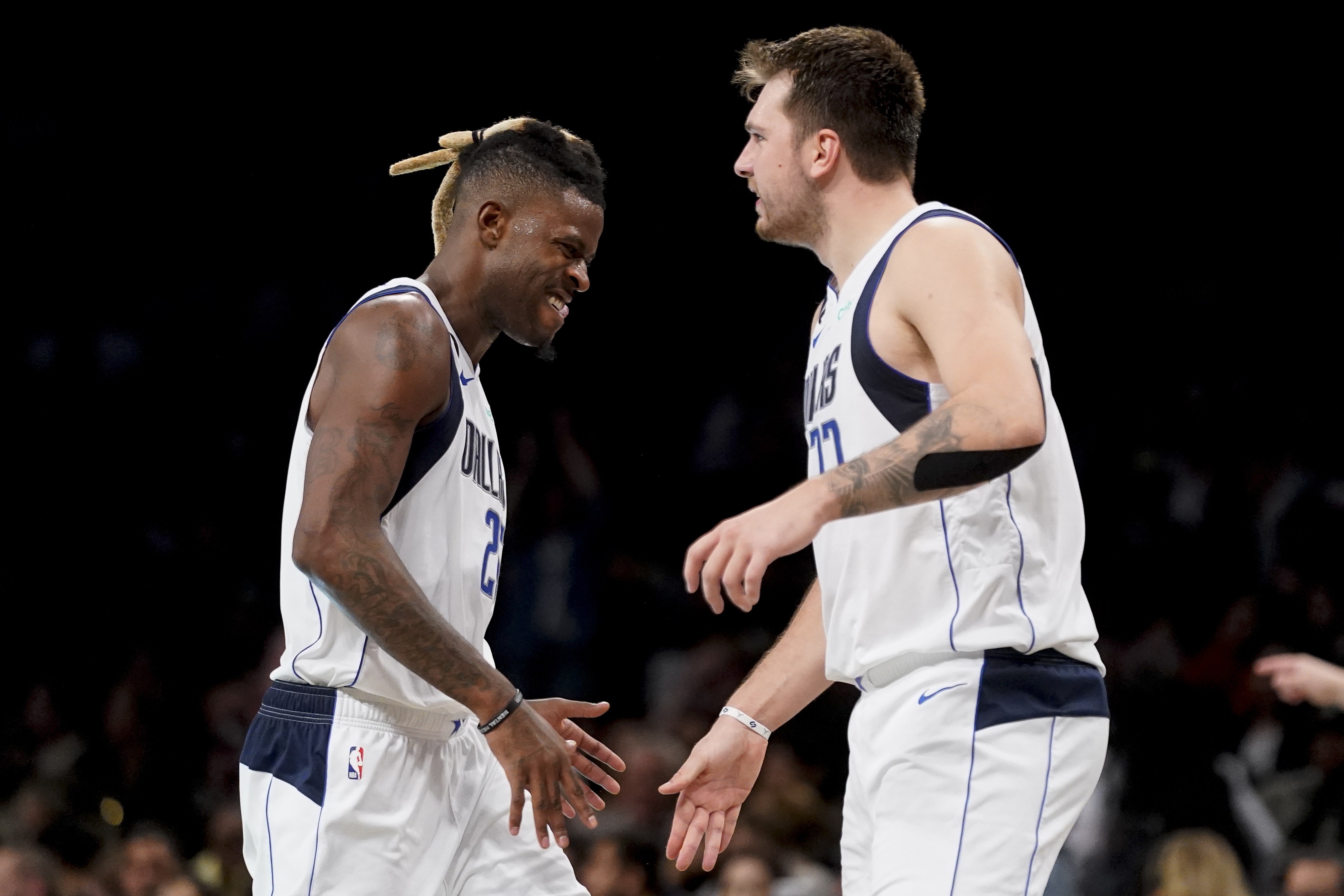 How do you think Maxi Kleber is feeling watching this? : r/nba