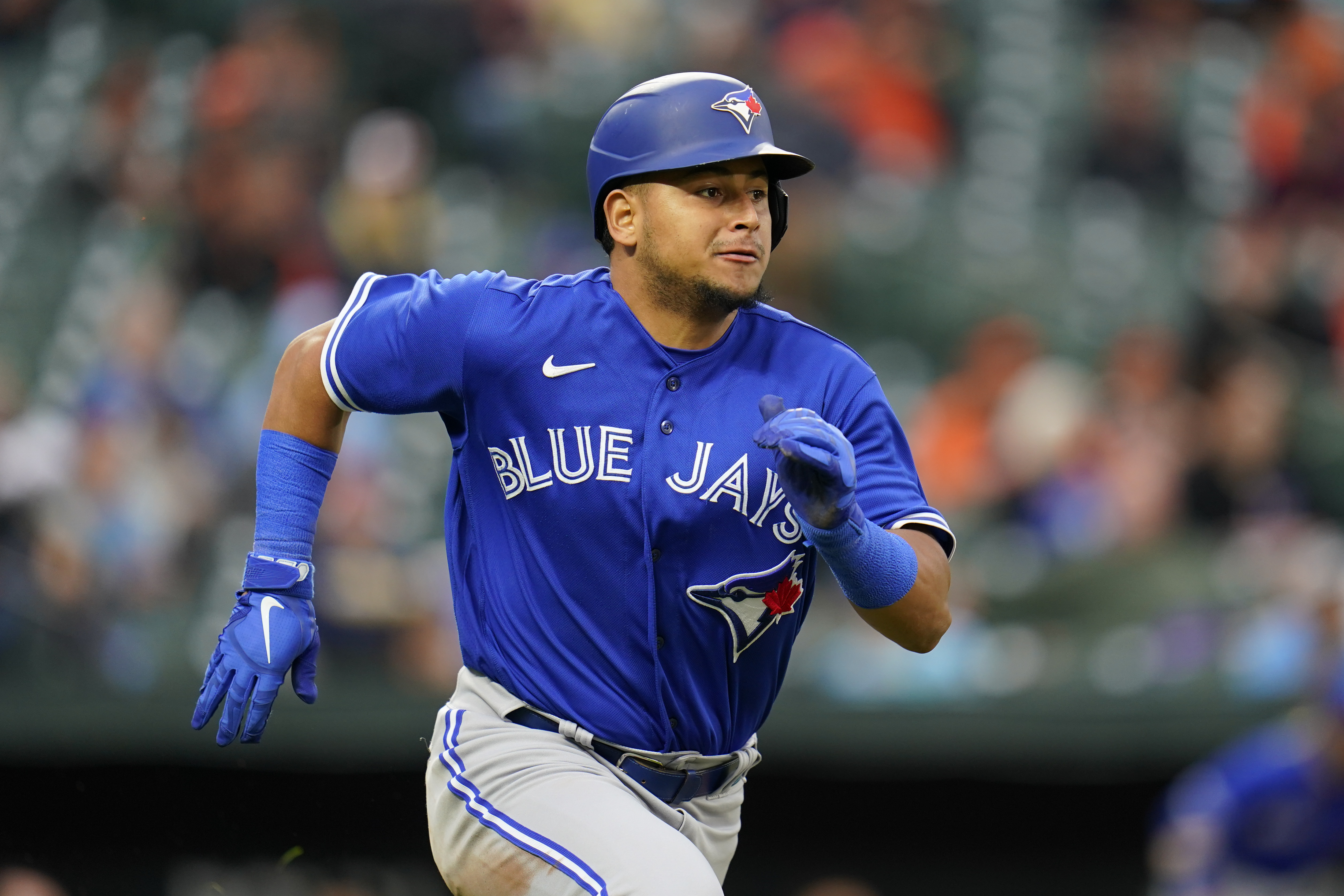 Blue Jays complete their outfield overhaul with Varsho trade