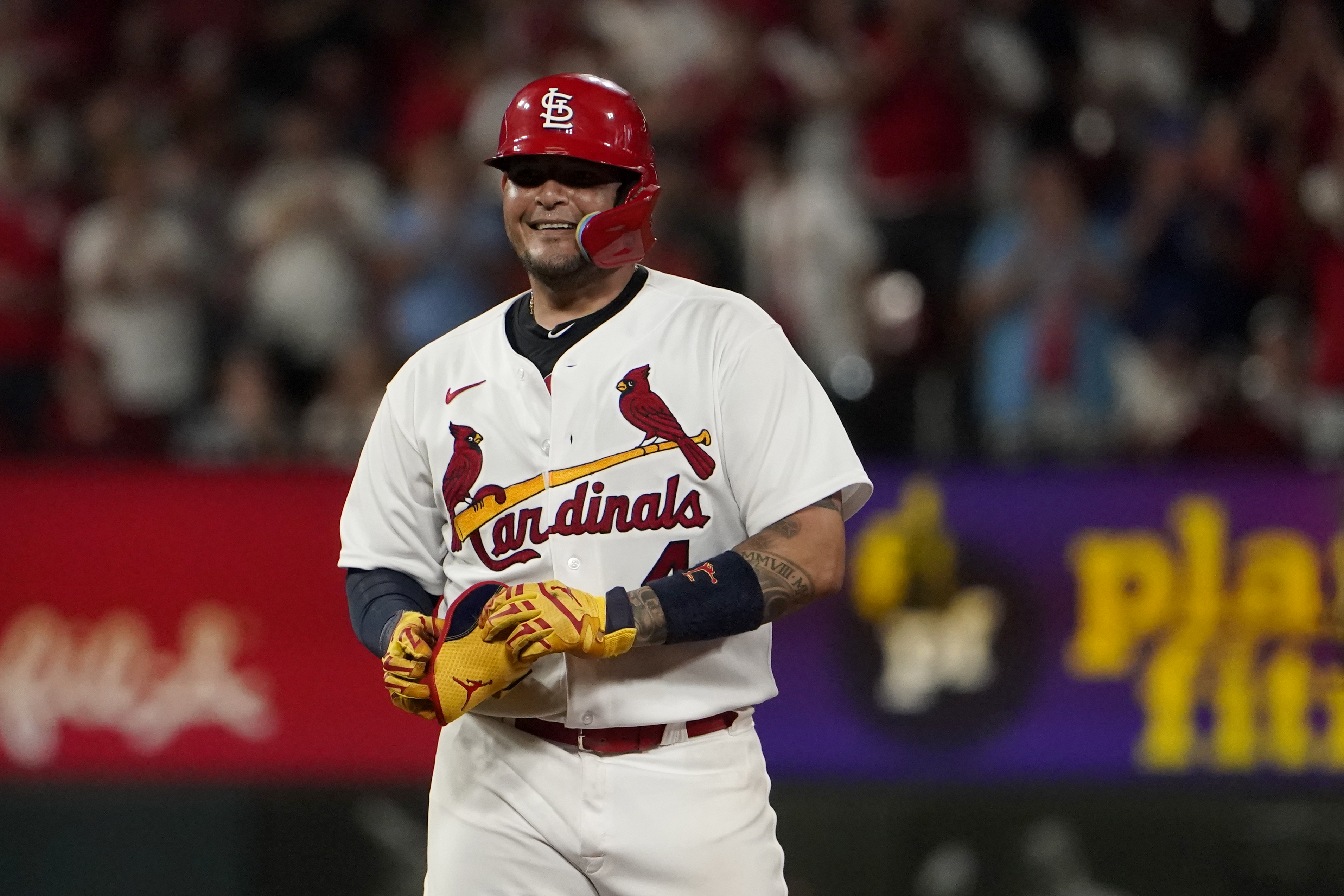 Wainwright and Molina Are Trying to Set an MLB Record - Jugs Sports