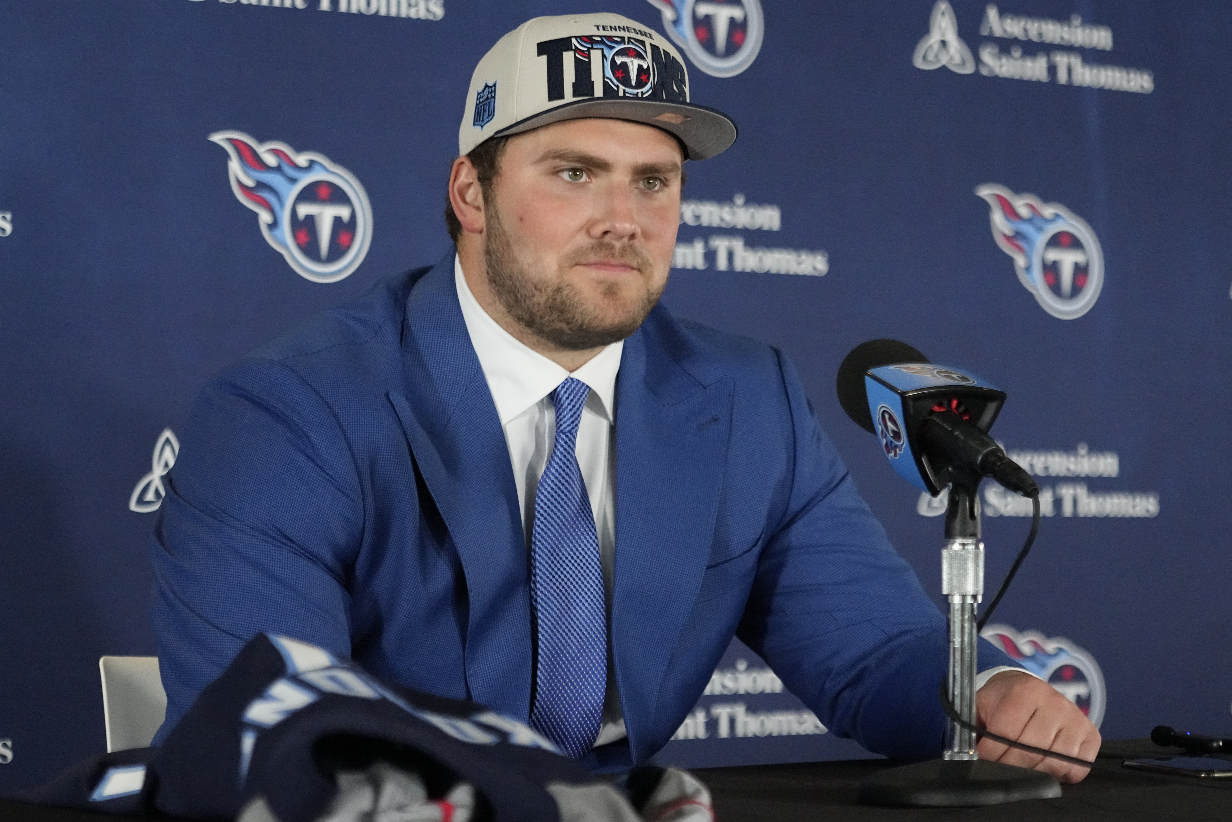 Titans' top draft picks Peter Skoronski, Will Levis bring family