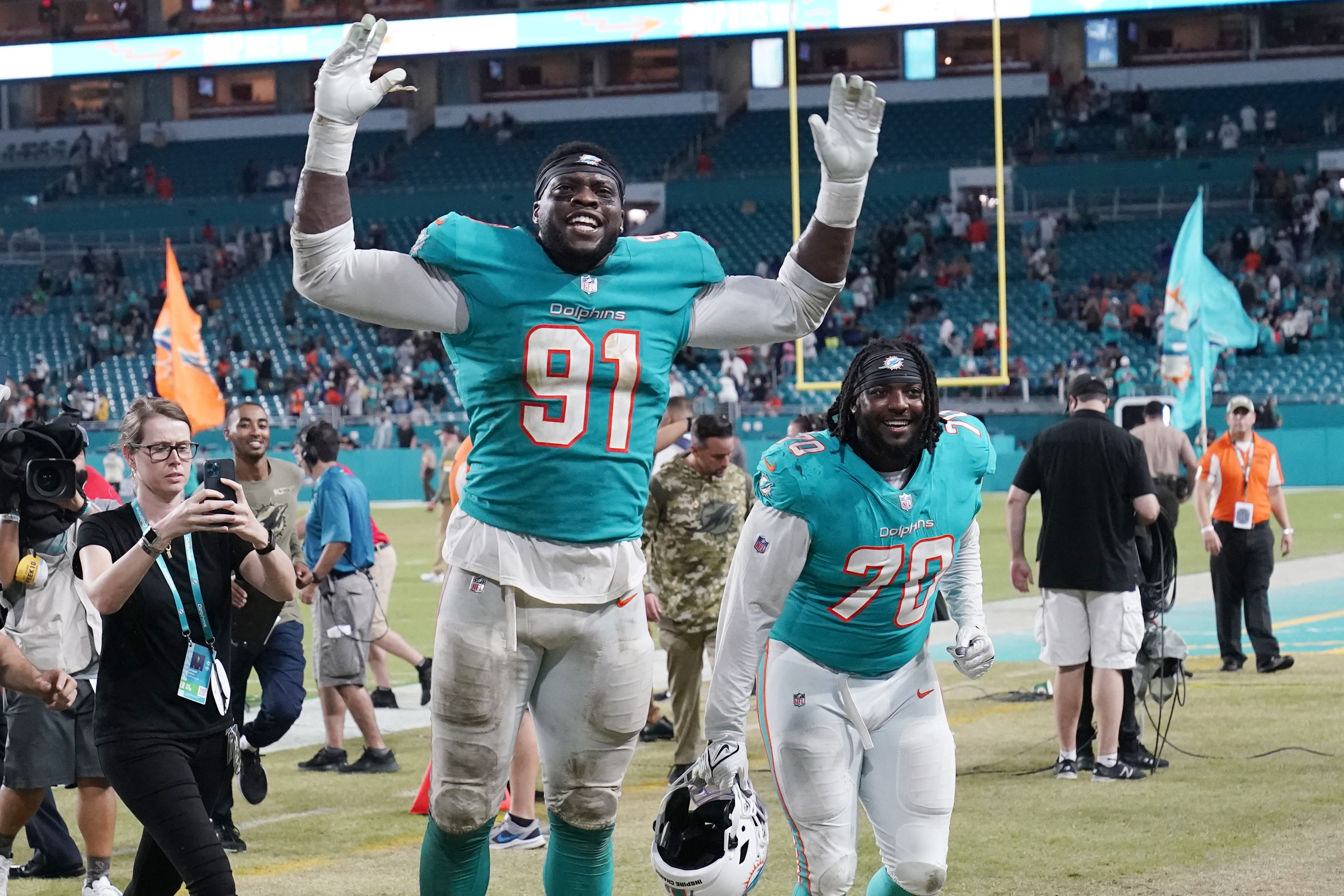 Dolphins win third straight, top Jets 24-17 - The San Diego Union