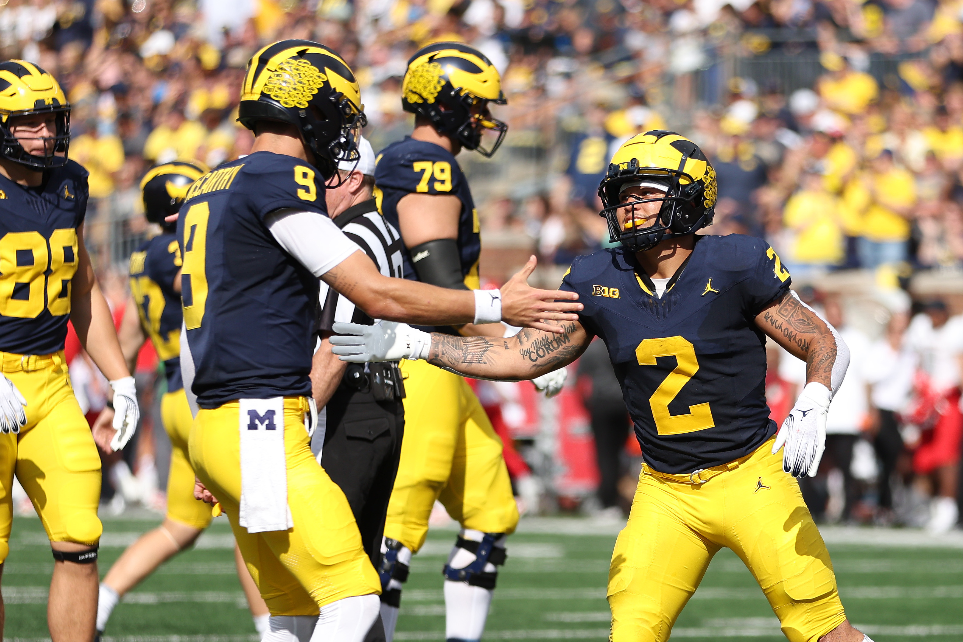 Michigan wolverines online football players